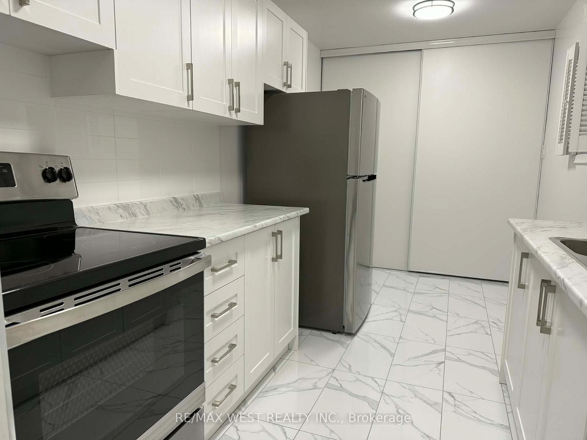 370 Dixon Road Unit 2316 photo 7