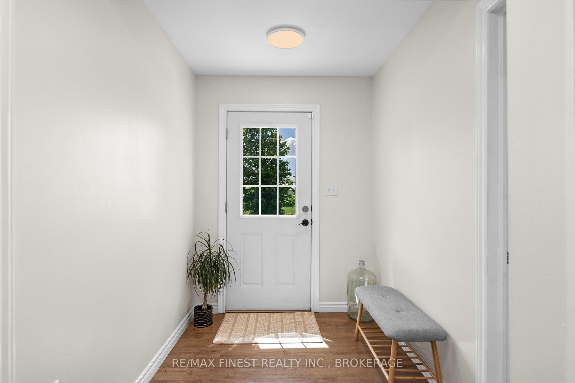 788 SIMMONS Road photo 12