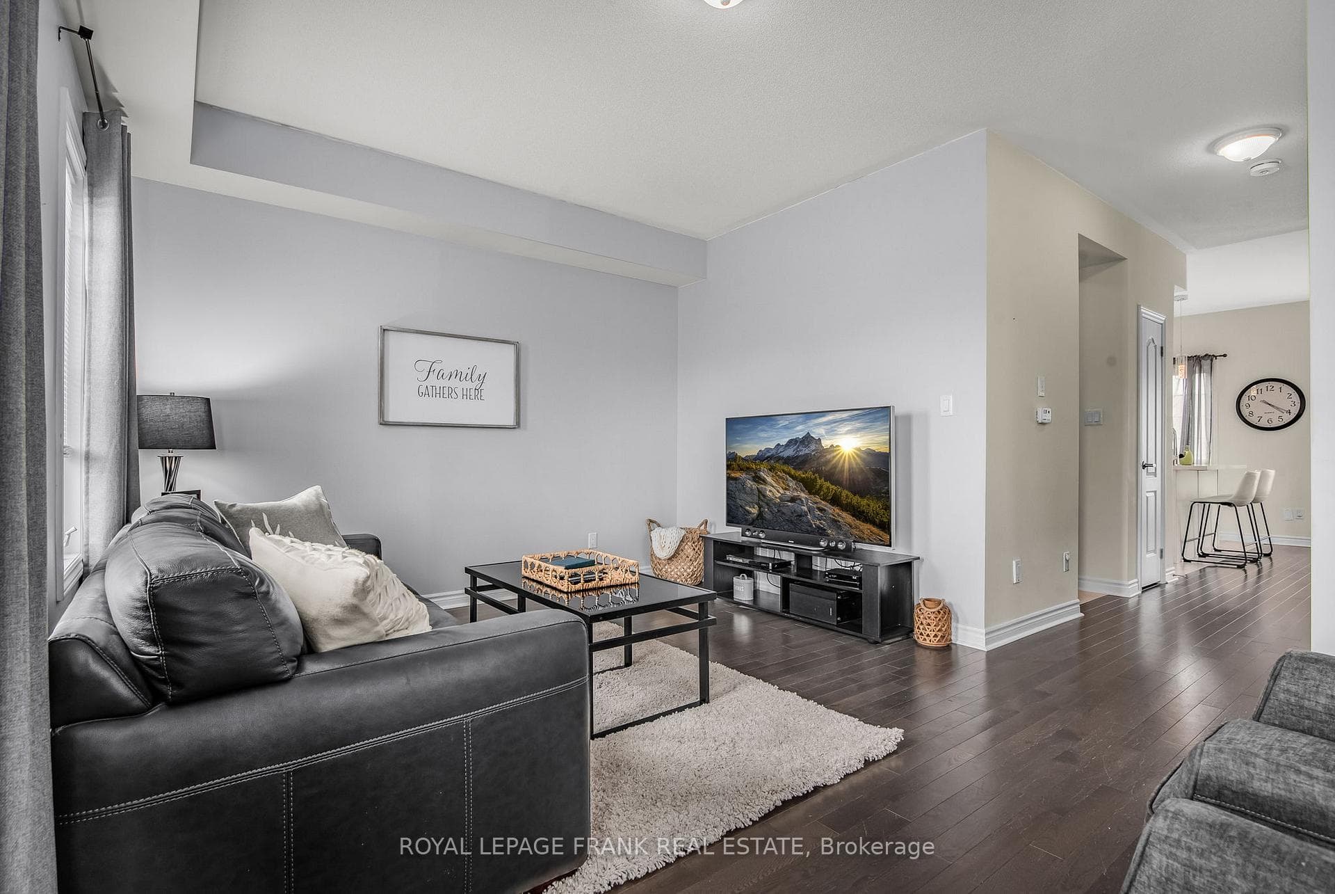 82 Ferris Square photo 13