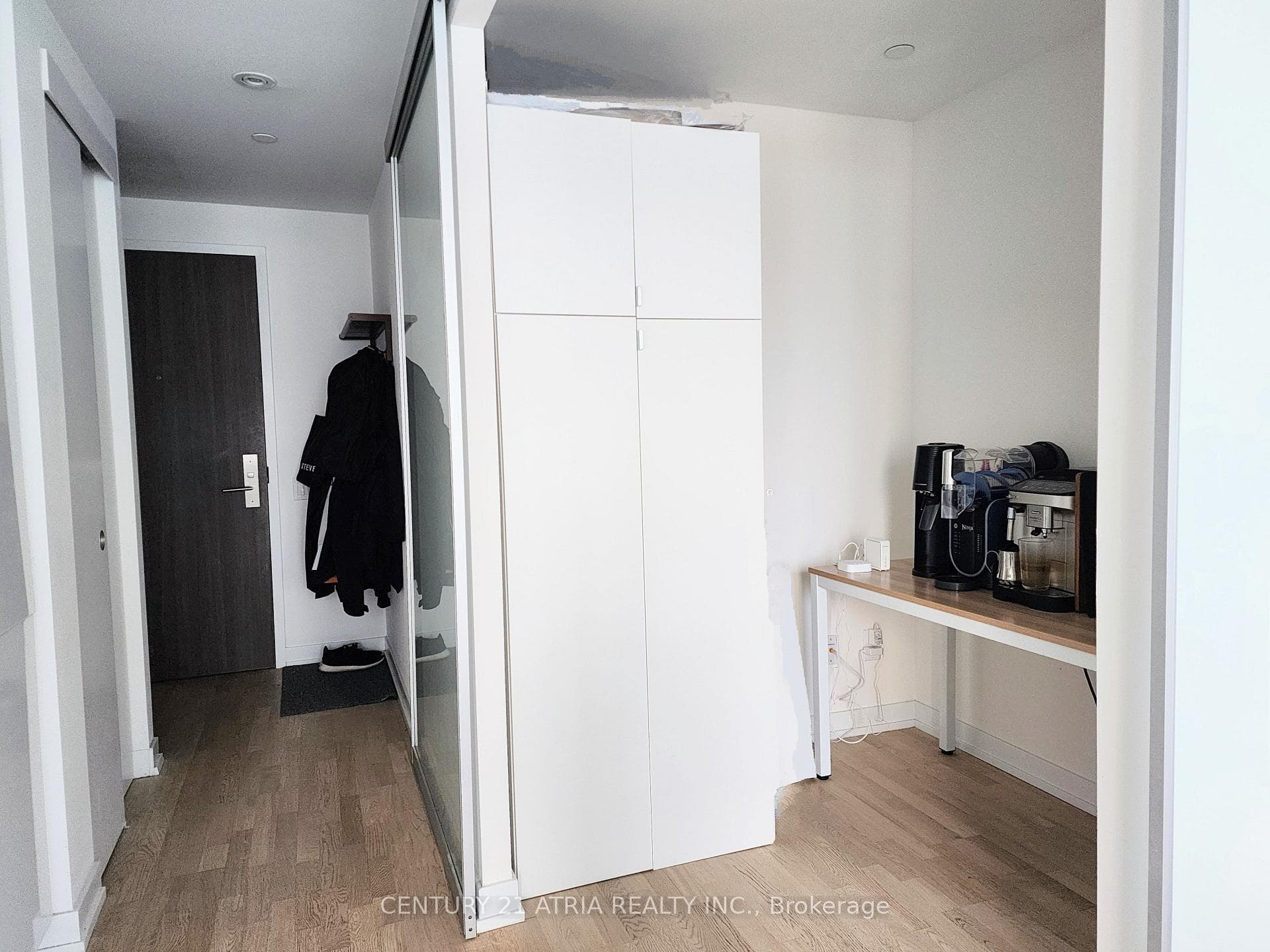 185 Roehampton Avenue Unit 2502 photo 6