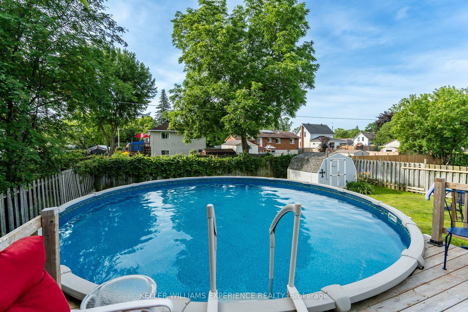 325 Assiniboia Street photo 24
