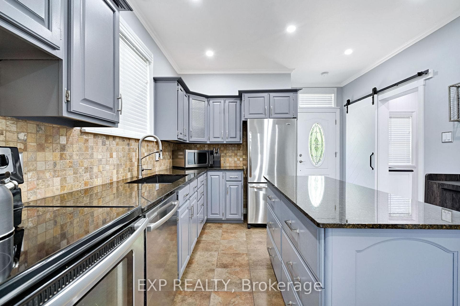 79 Heather Place photo 14
