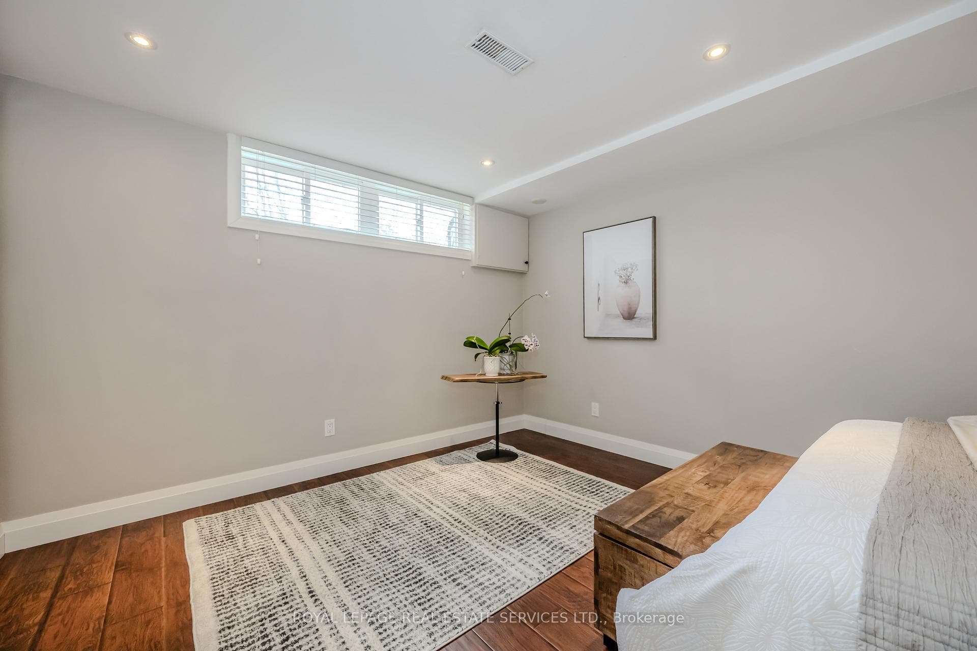 1415 Lewisham Drive photo 32