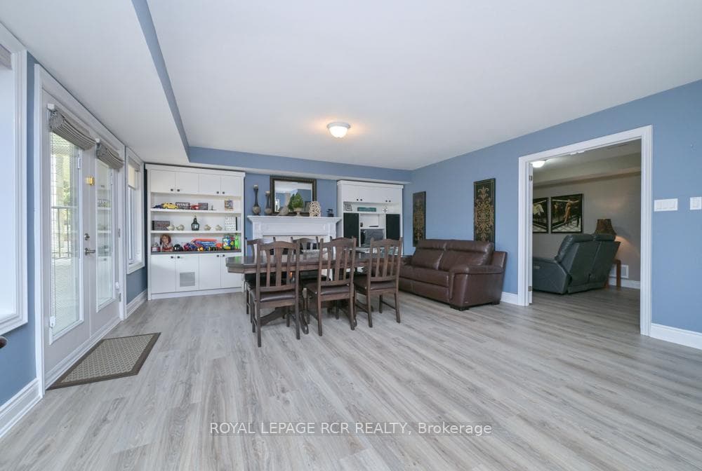 22 Westmount Drive photo 19