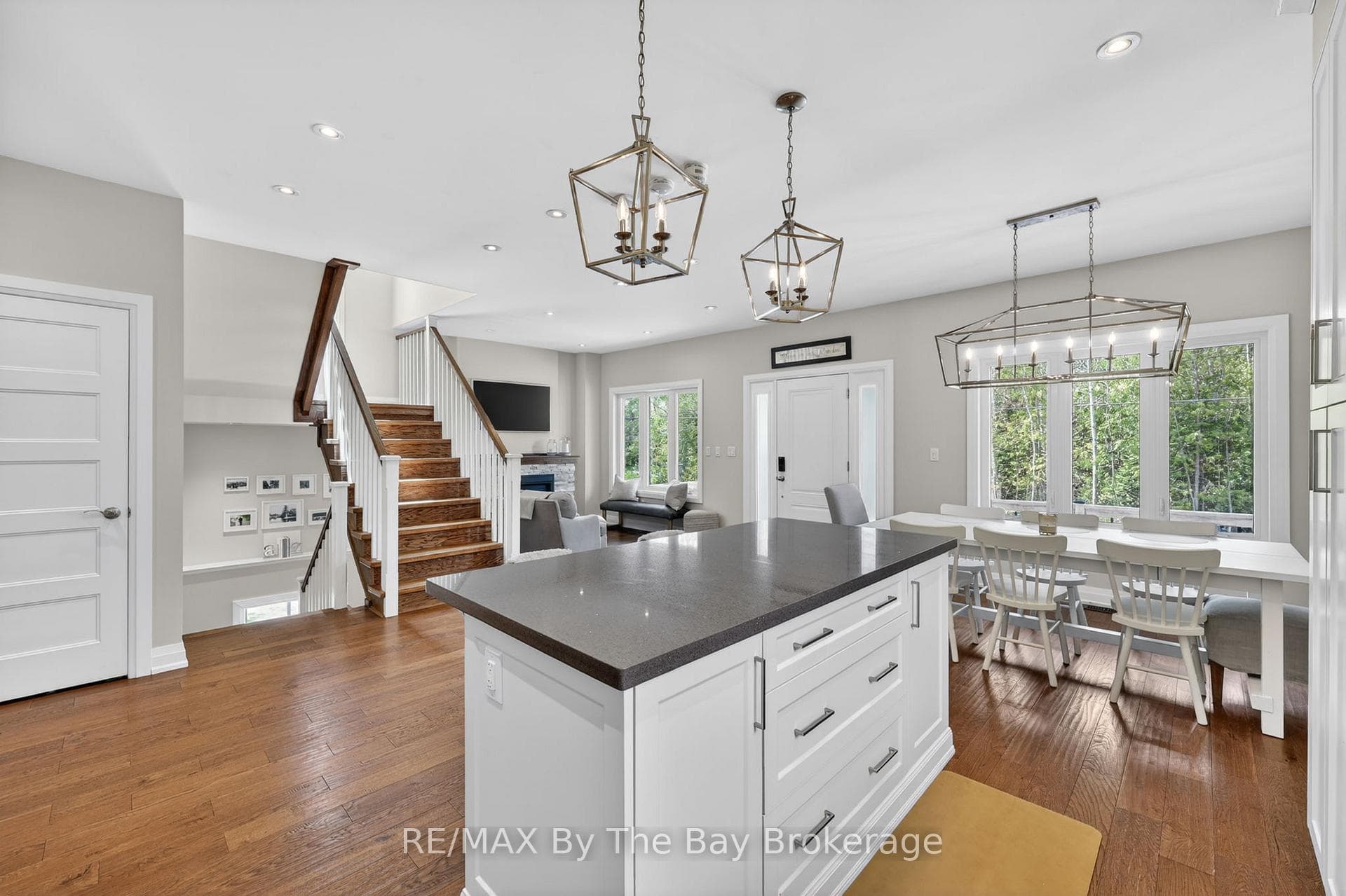 17 Elizabeth Avenue photo 7
