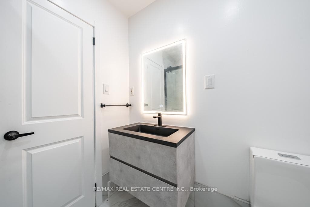 126 Haig Street photo 16