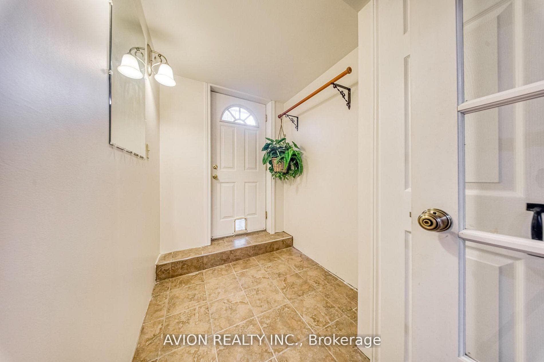 134 Butterfield Crescent photo 42