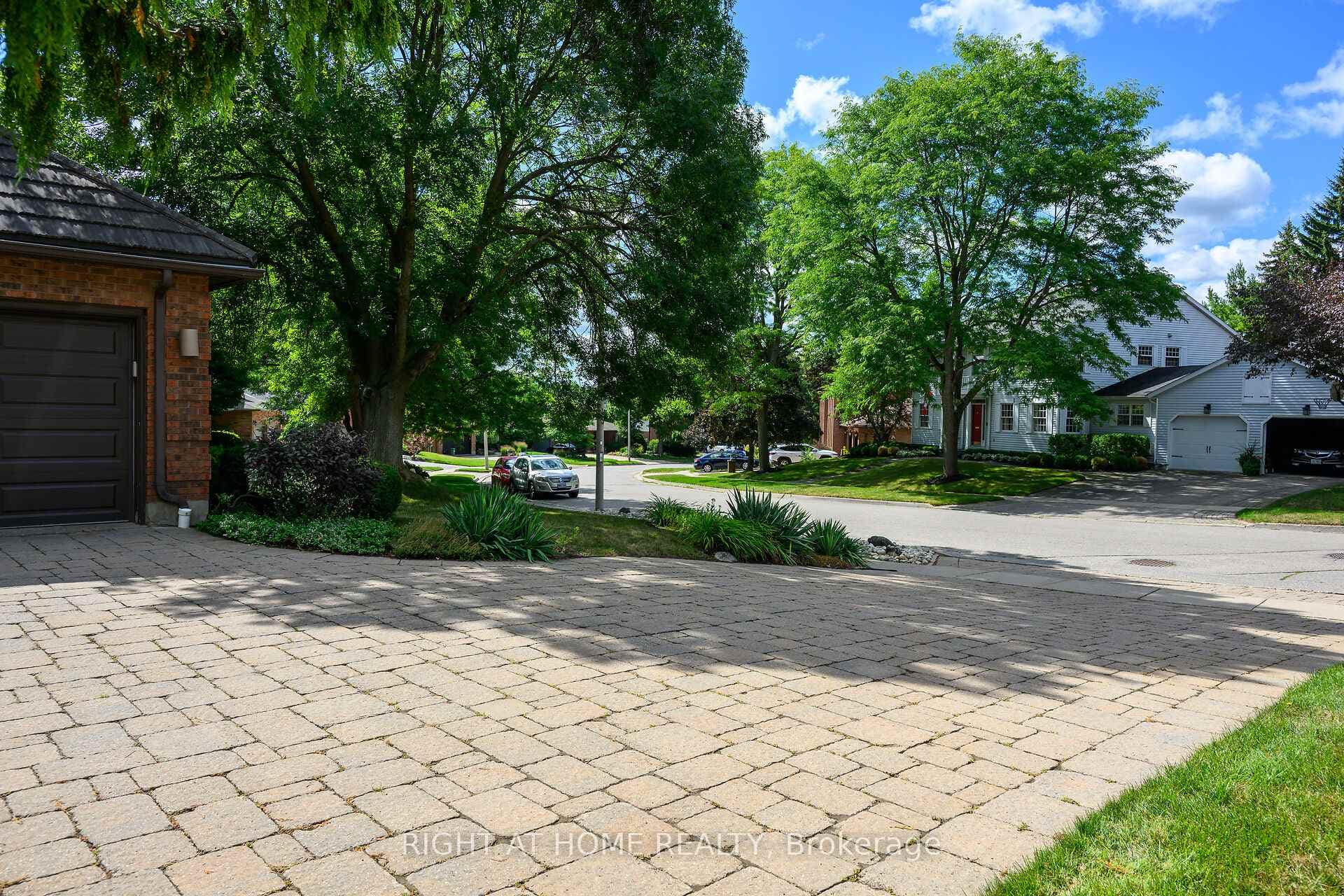 33 Walnut Drive photo 46