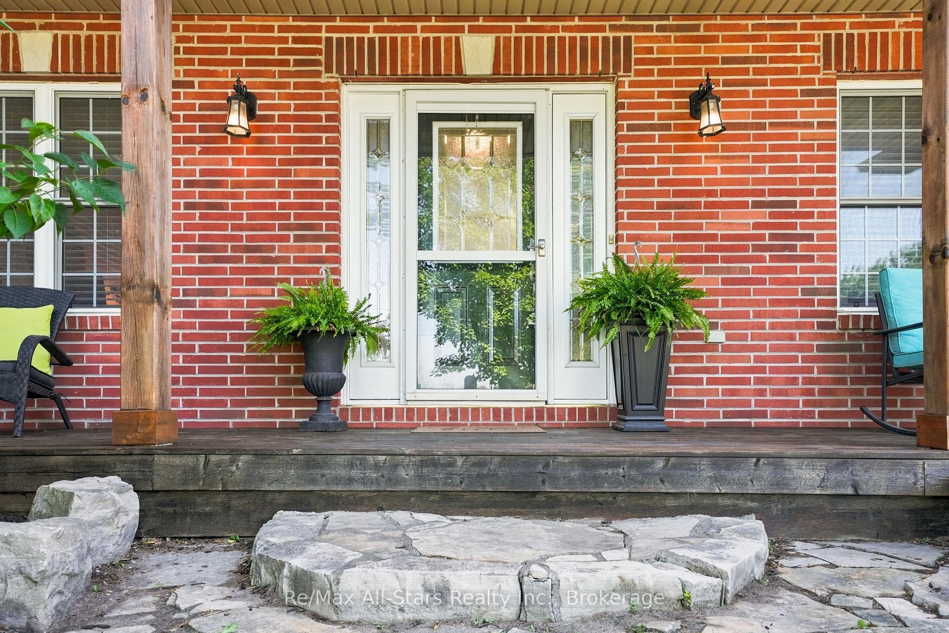 13579 Old Simcoe Road photo 5