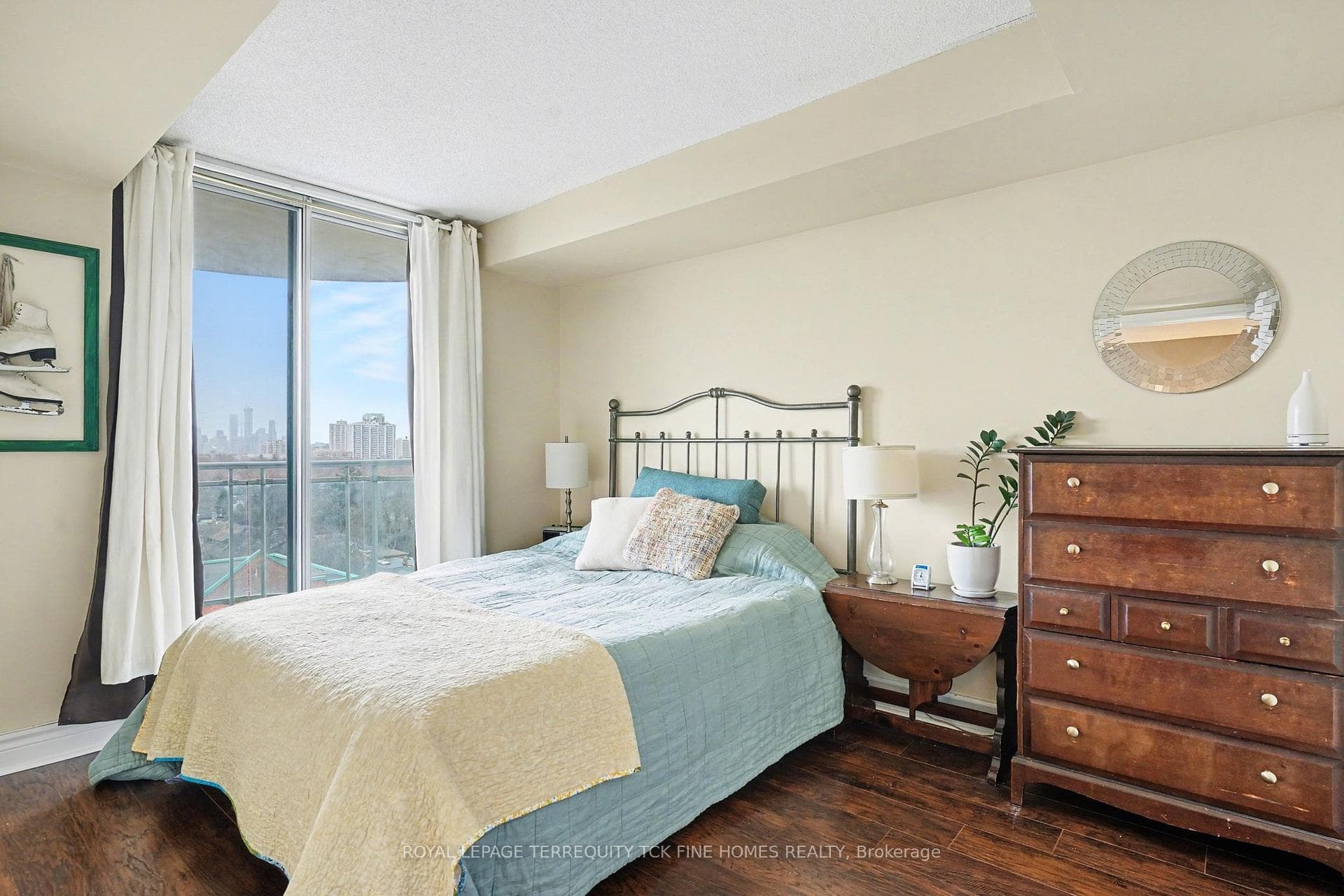 398 Eglinton Avenue Unit 1009 photo 19