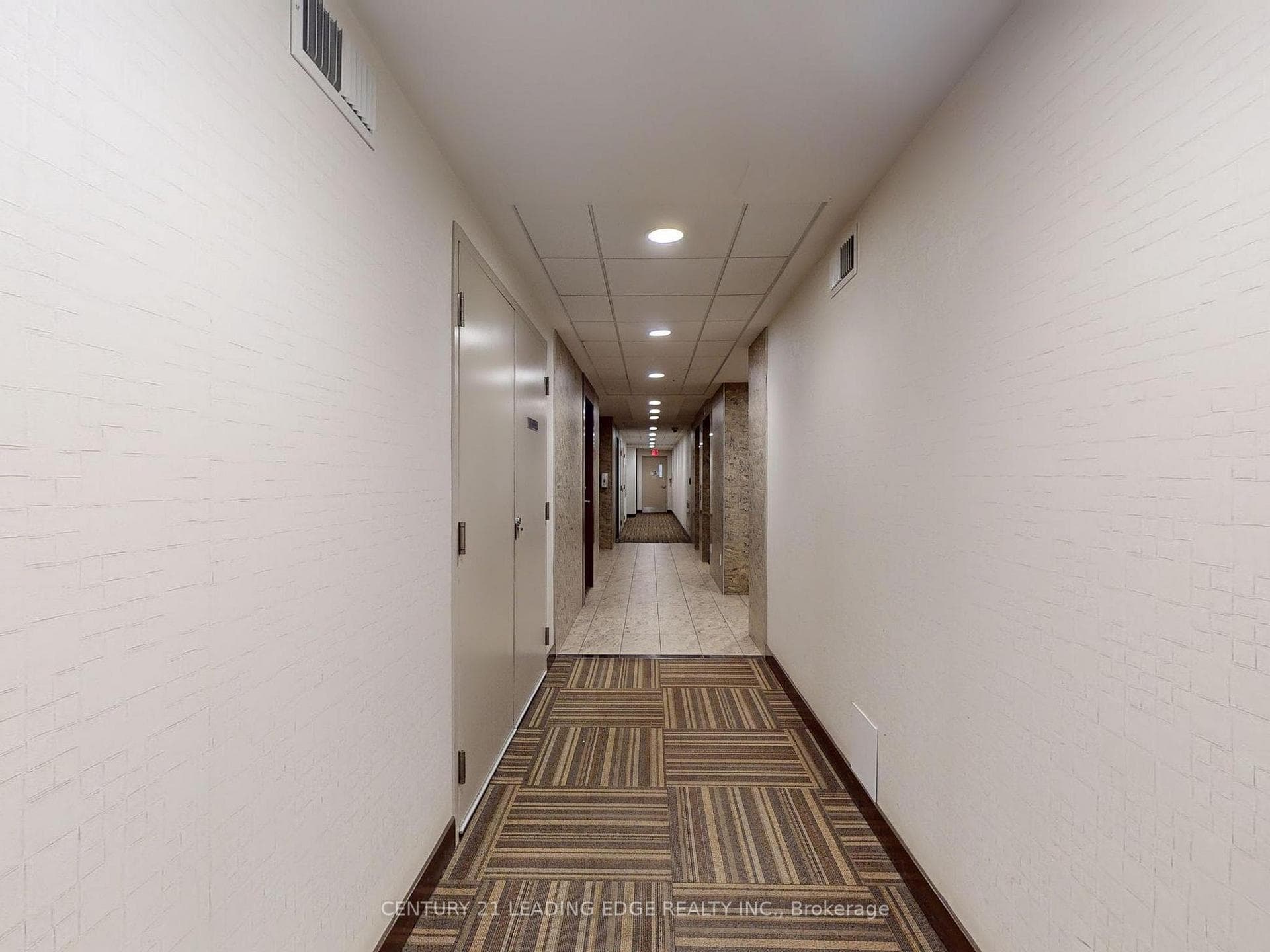 181 Village Green Square Unit 115 photo 31