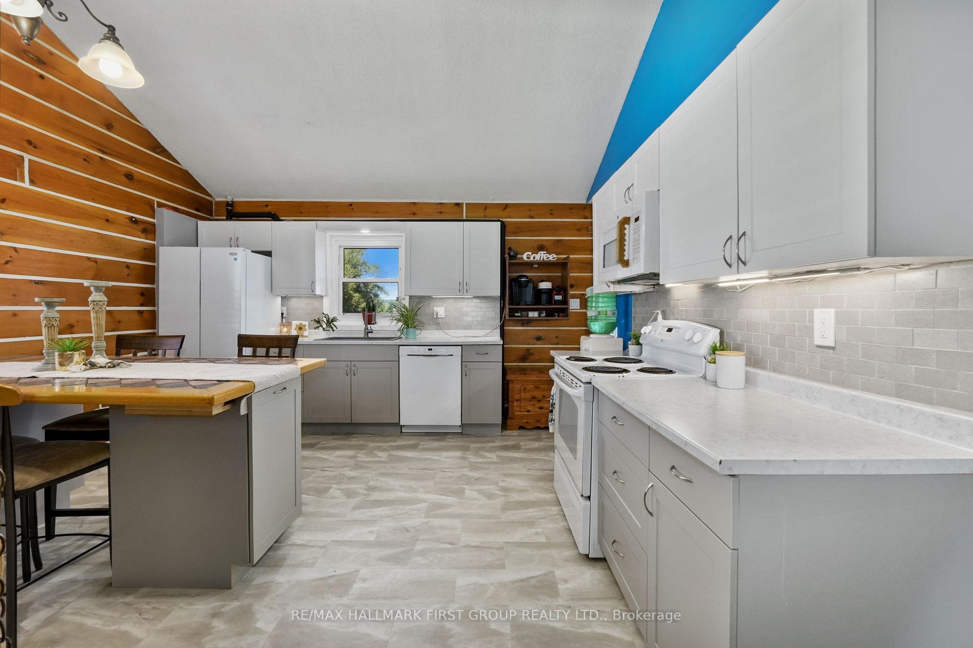 7638 Telephone Road photo 12