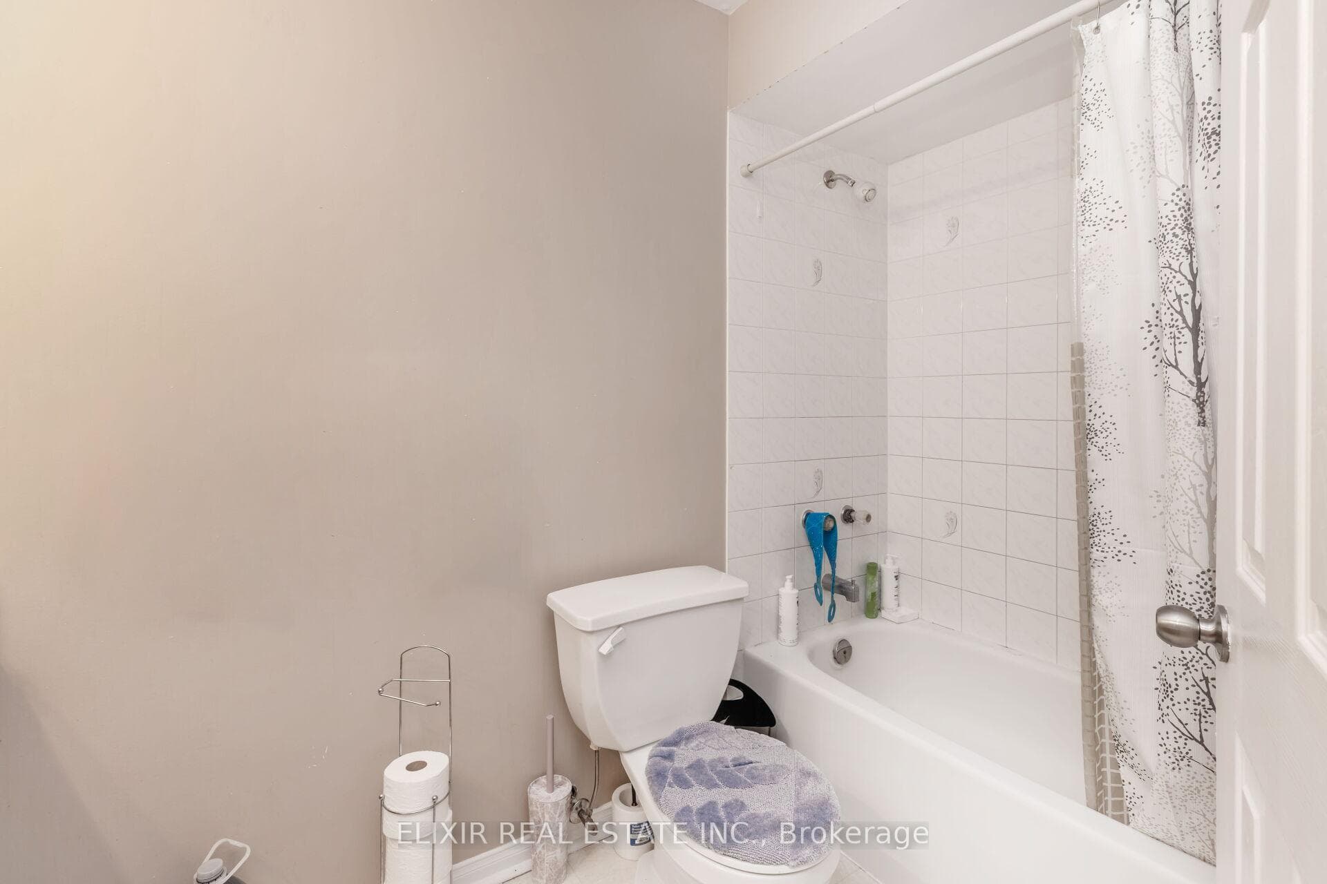 1995 Pinegrove Avenue Unit 16 photo 25