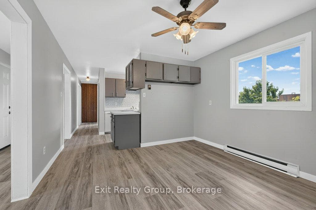 244 Weller Avenue photo 9