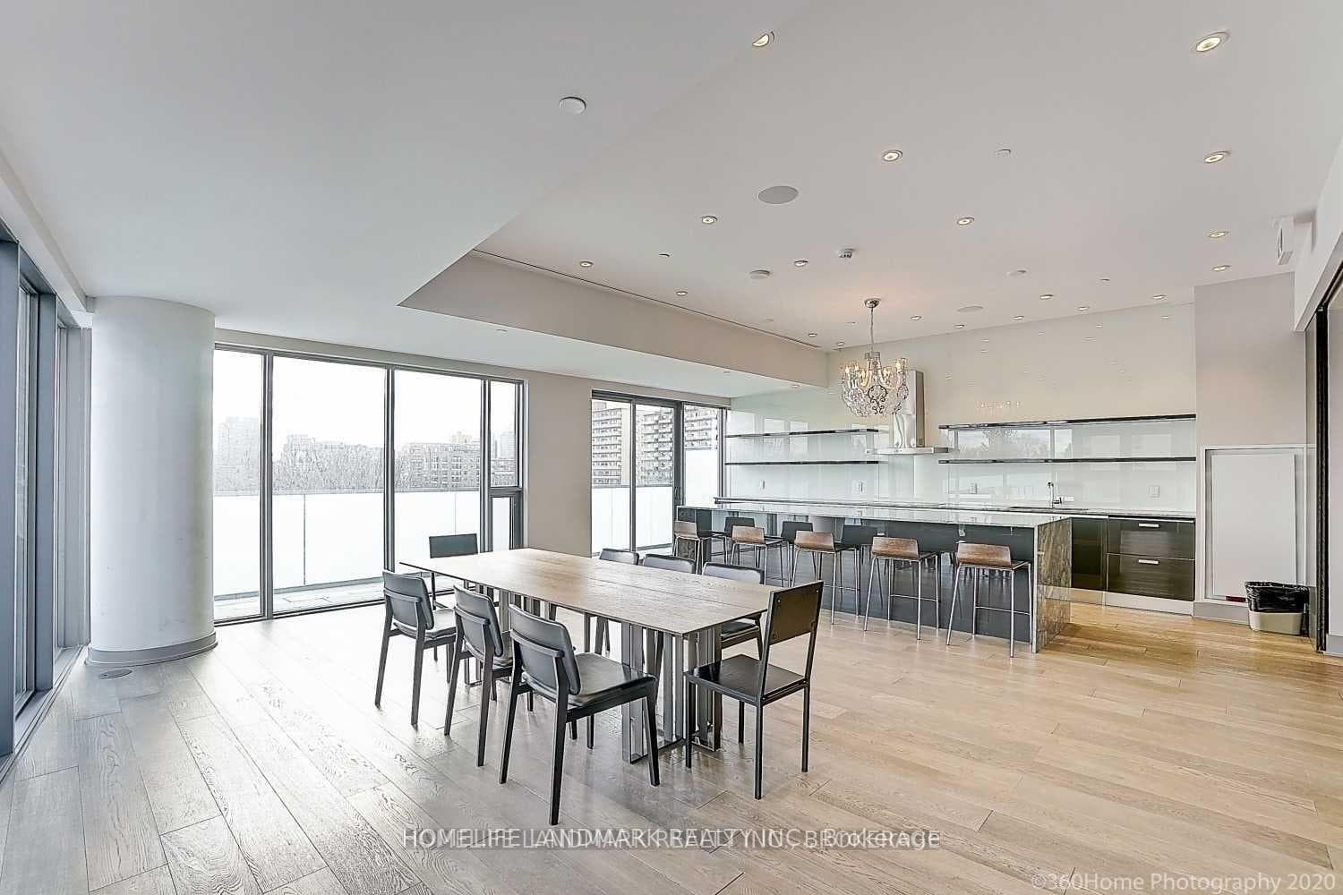 1815 Yonge Street Unit 1703 photo 16