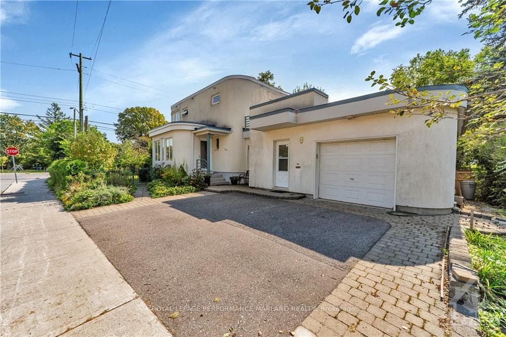 24 GLENGARRY Road photo 30