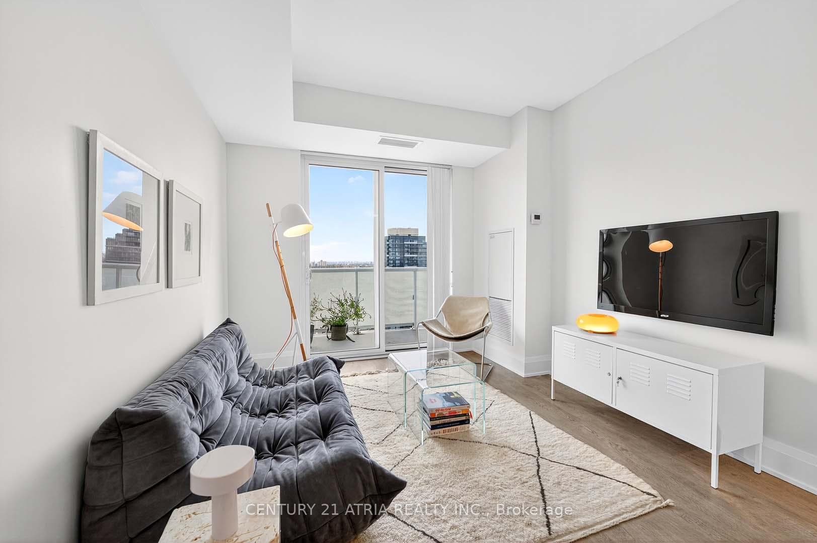 101 Erskine Avenue Unit 2915 photo 6