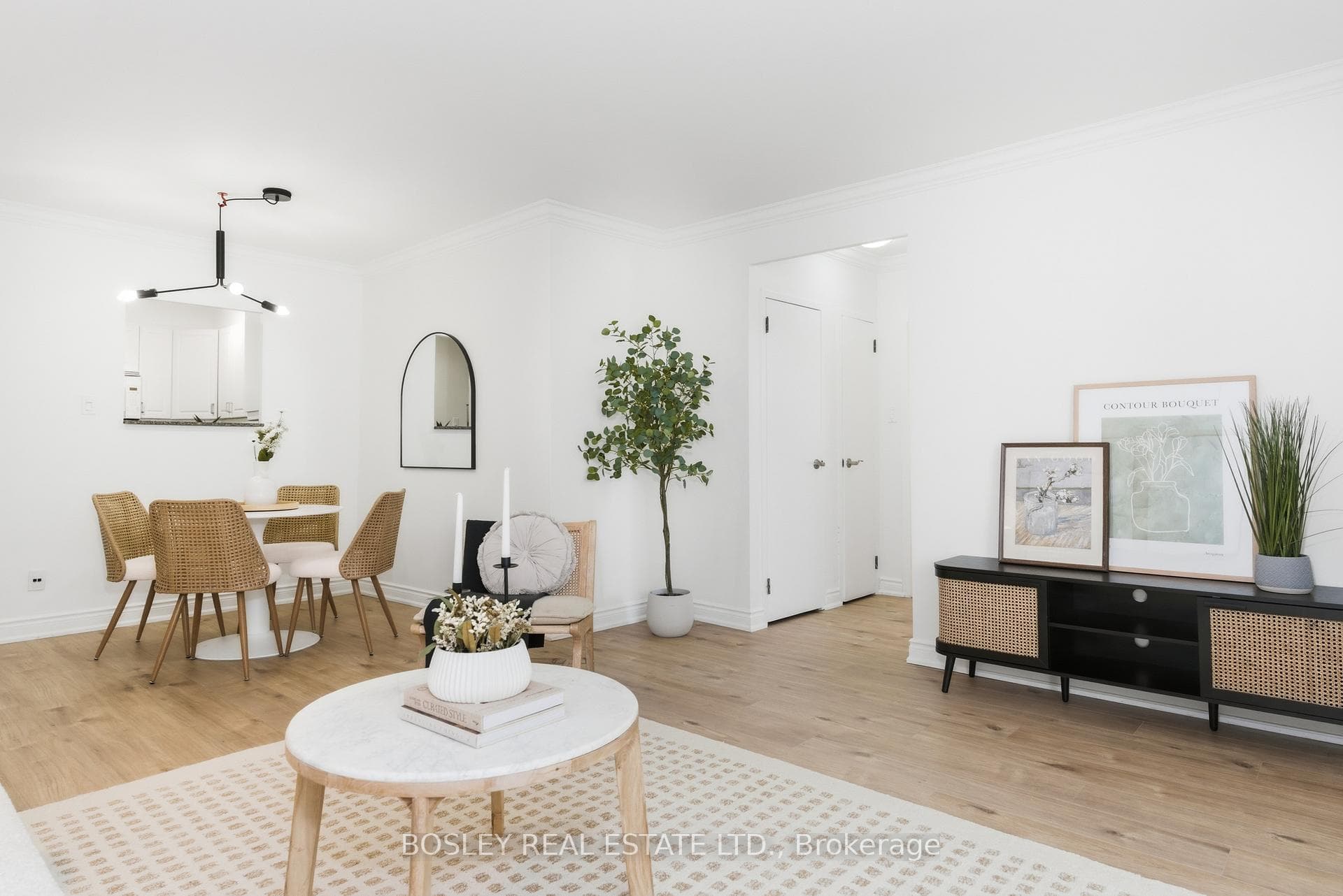 335 Lonsdale Road Unit 210 photo 6