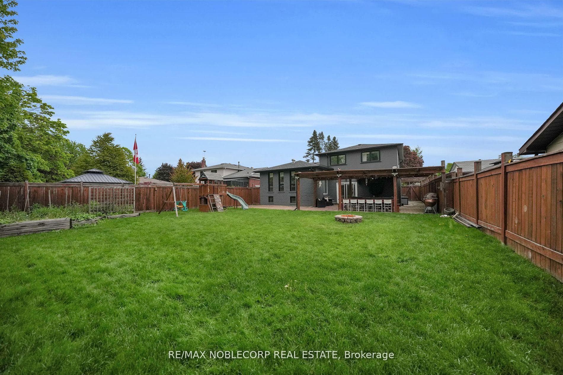 255 Bell Air Drive photo 49