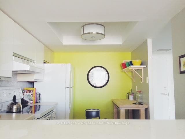 701 King Street Unit PH13 photo 3