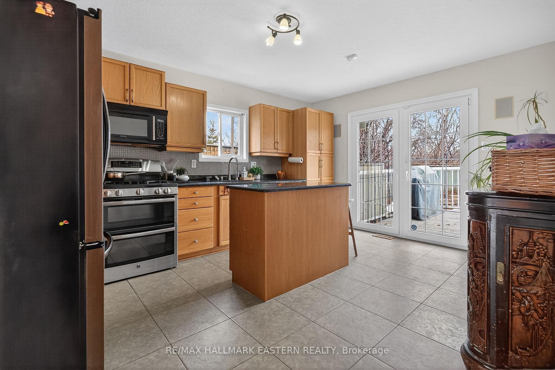 664 Trailview Drive photo 14