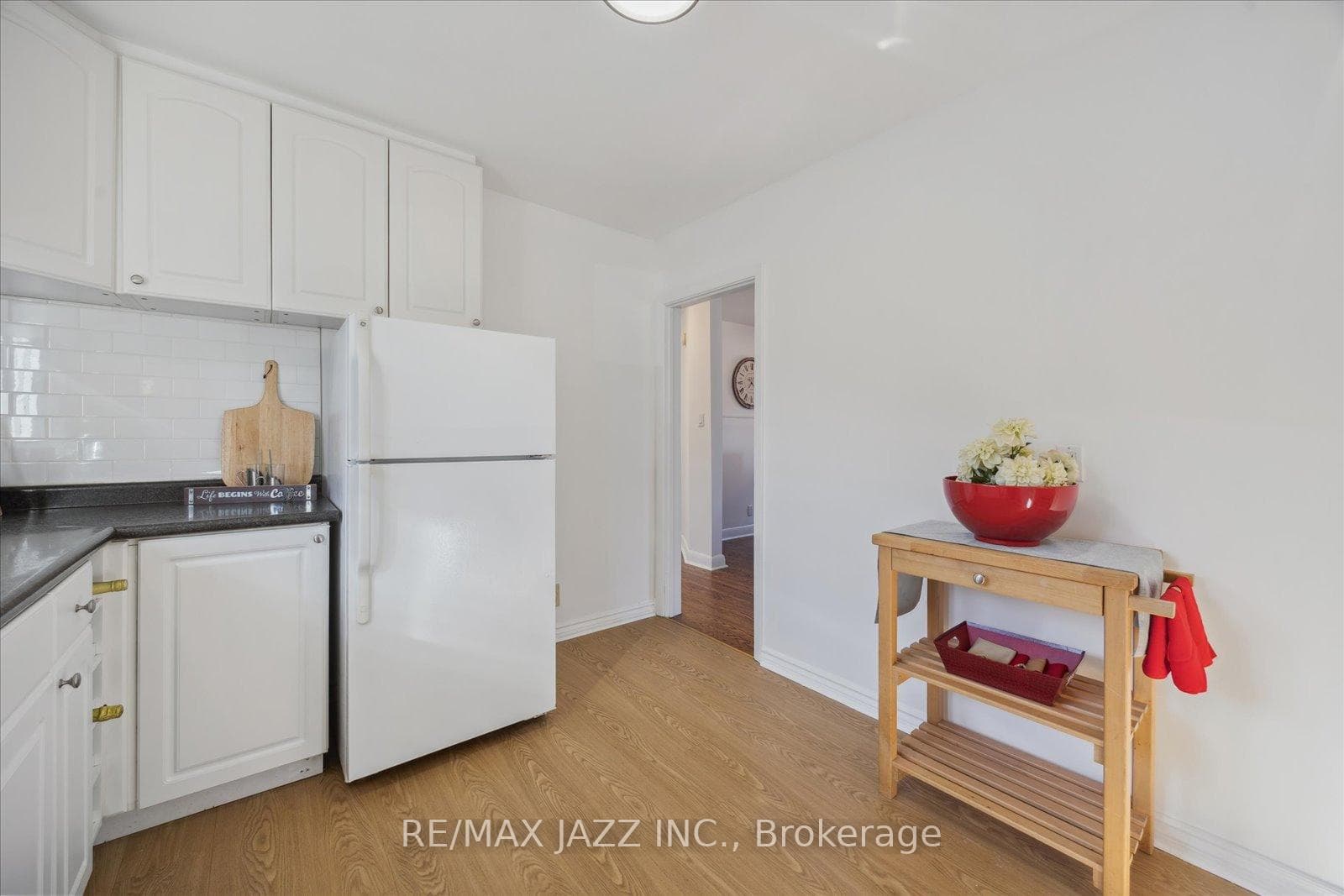 256 Baldwin Street photo 6