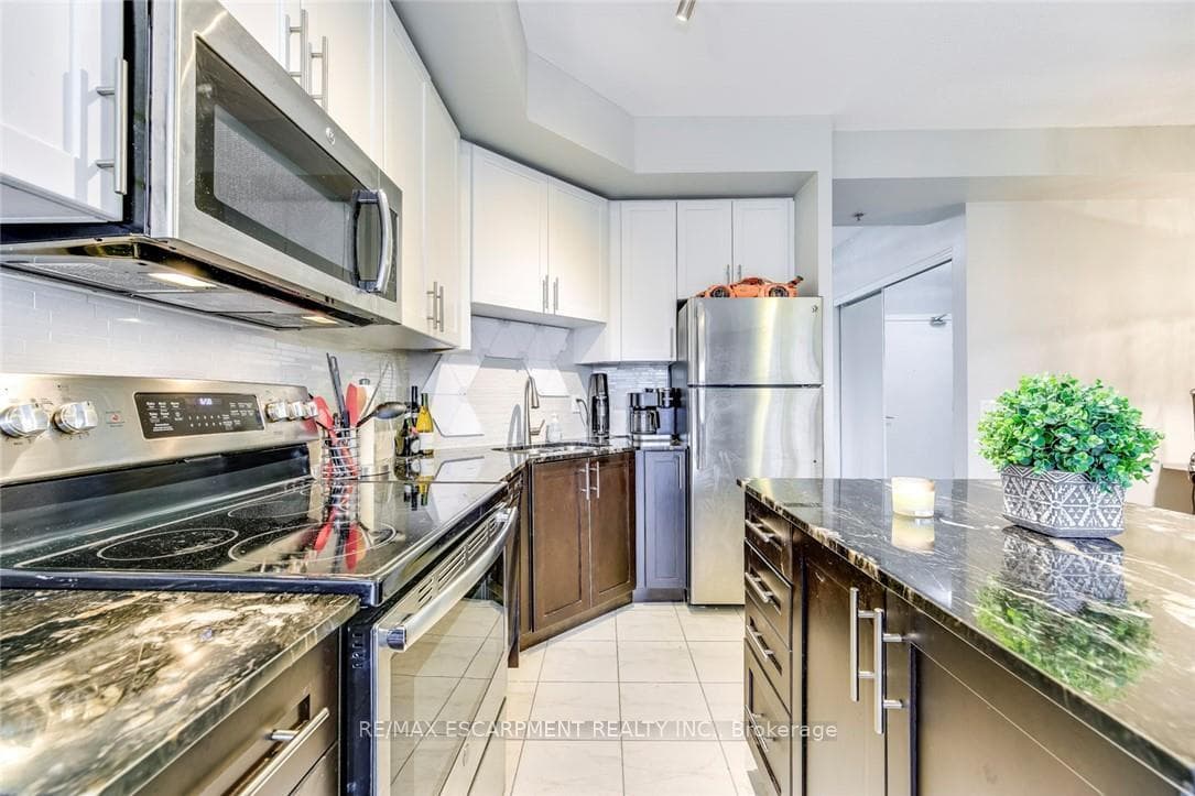 5001 Corporate Drive Unit 501 photo 16