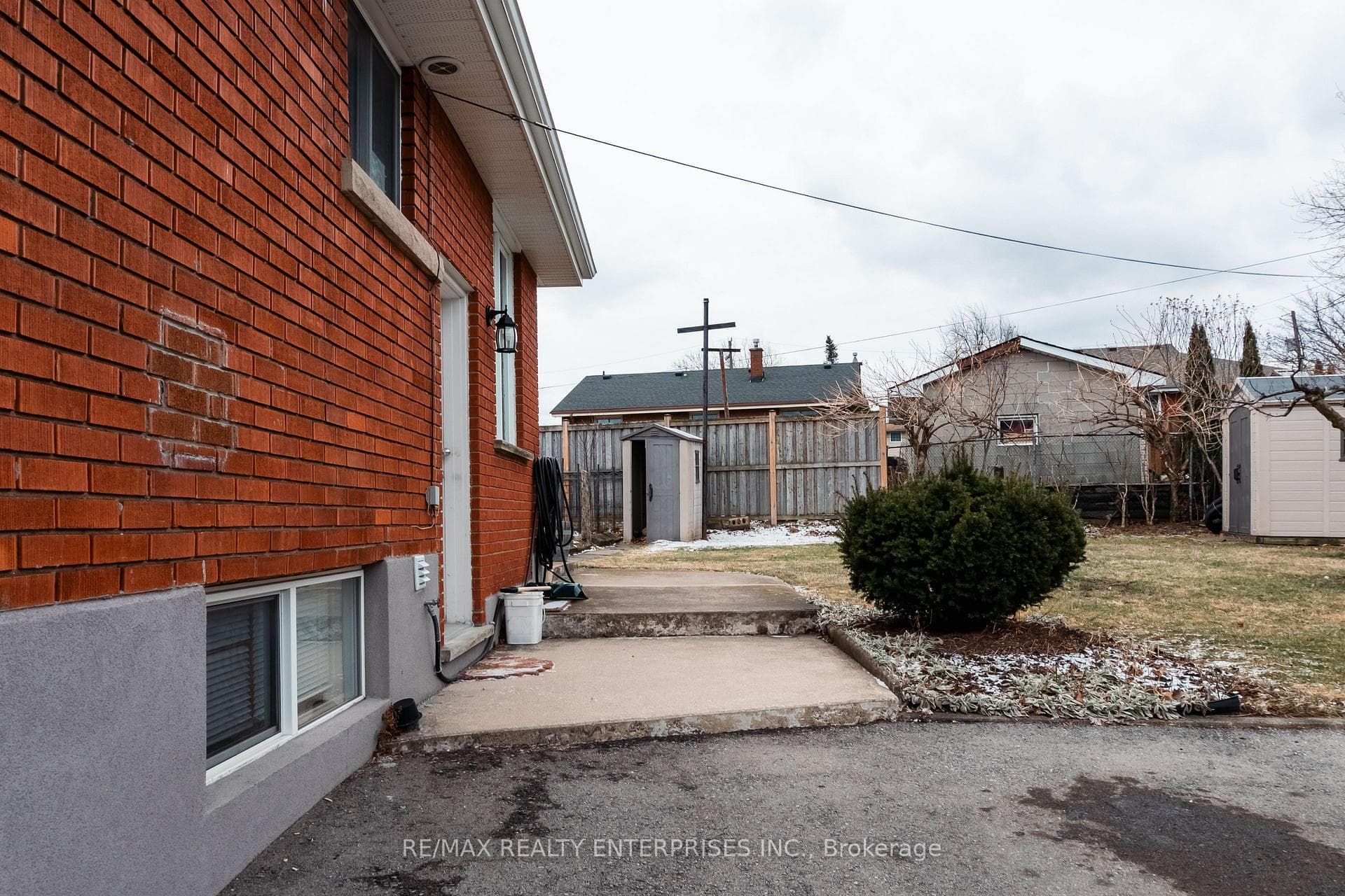 8 Salmond Court Unit Lower photo 9