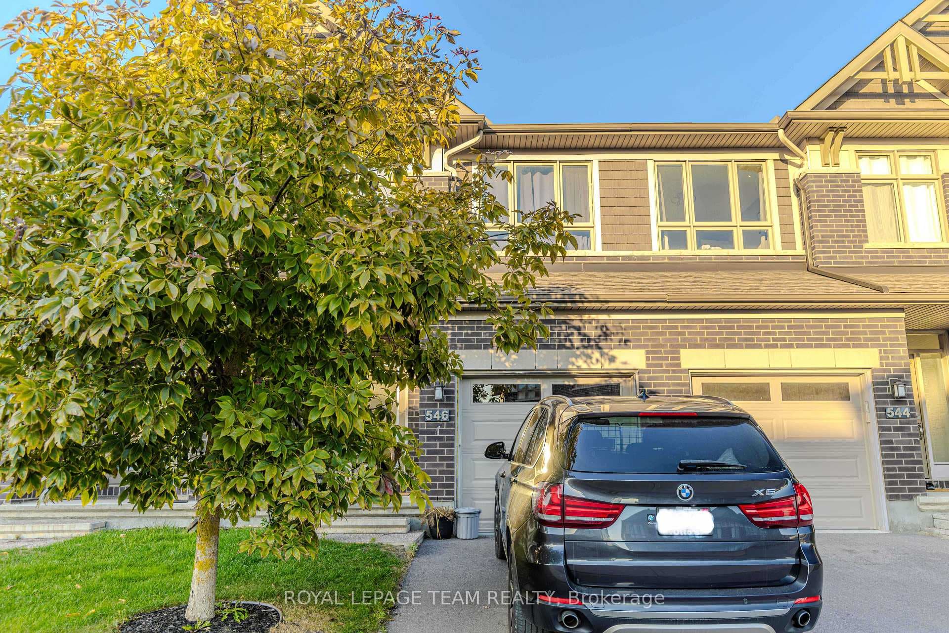 546 Triangle Street photo 1