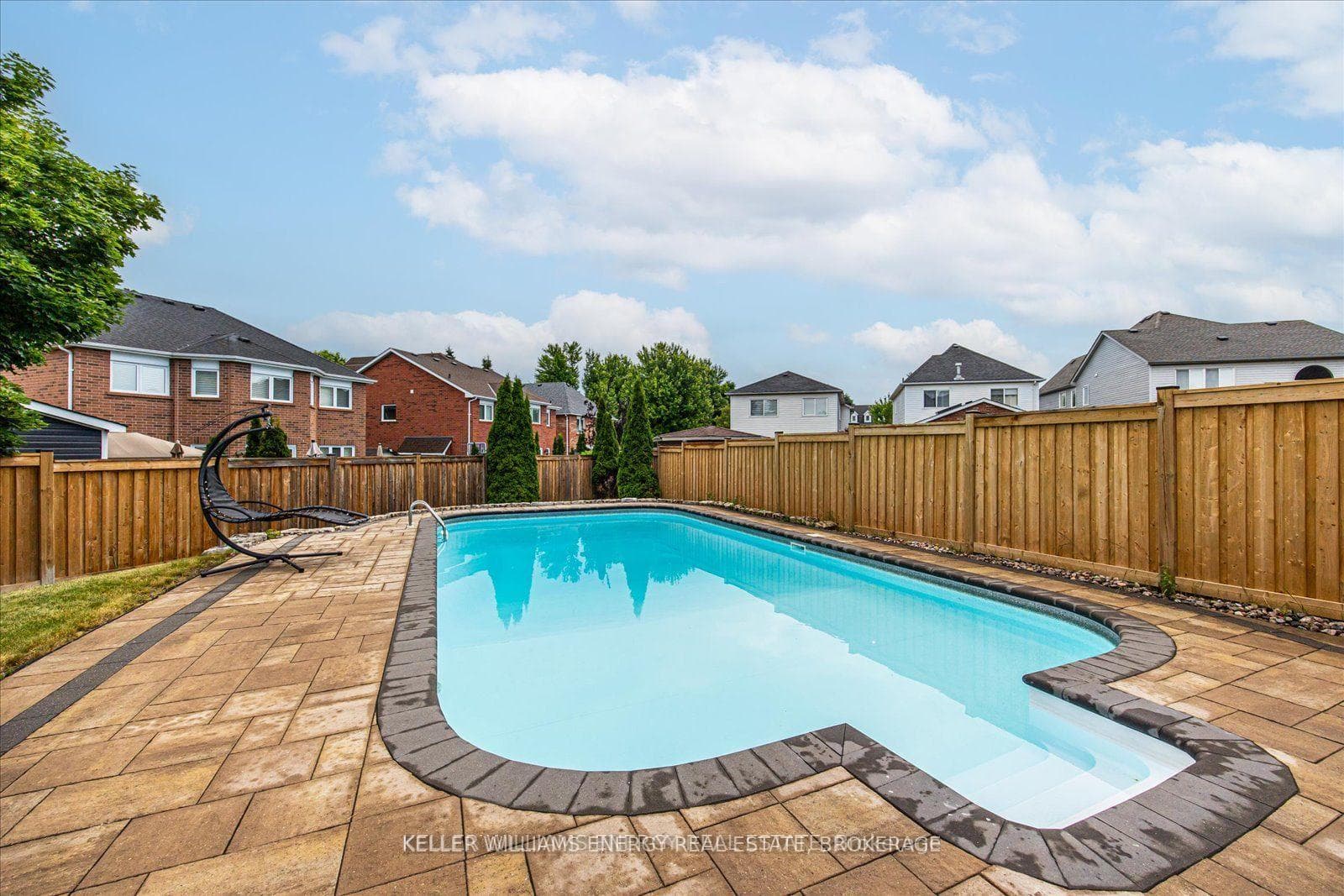 39 Gartshore Drive photo 6