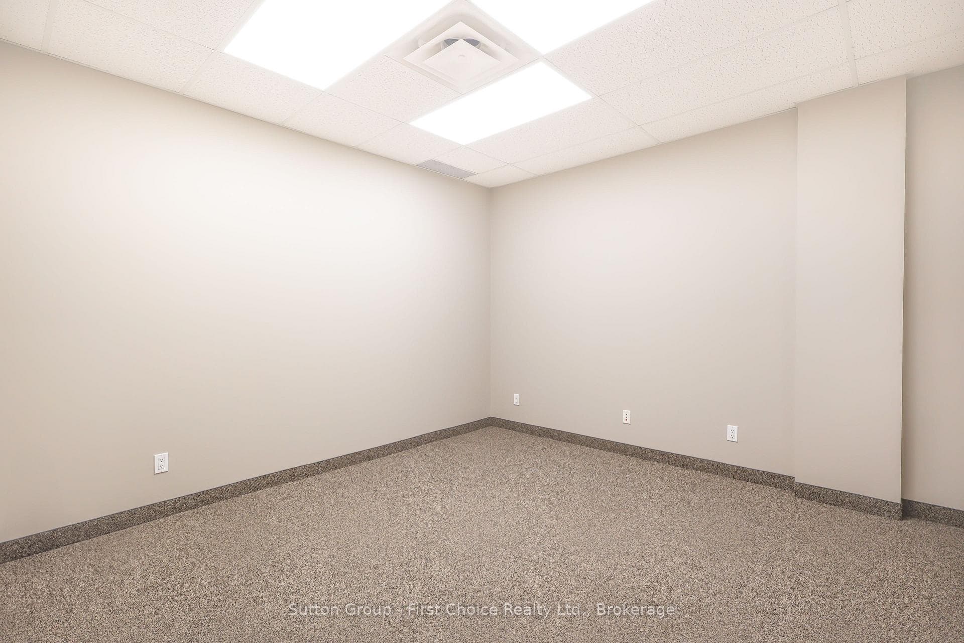 154 Downie Street photo 11