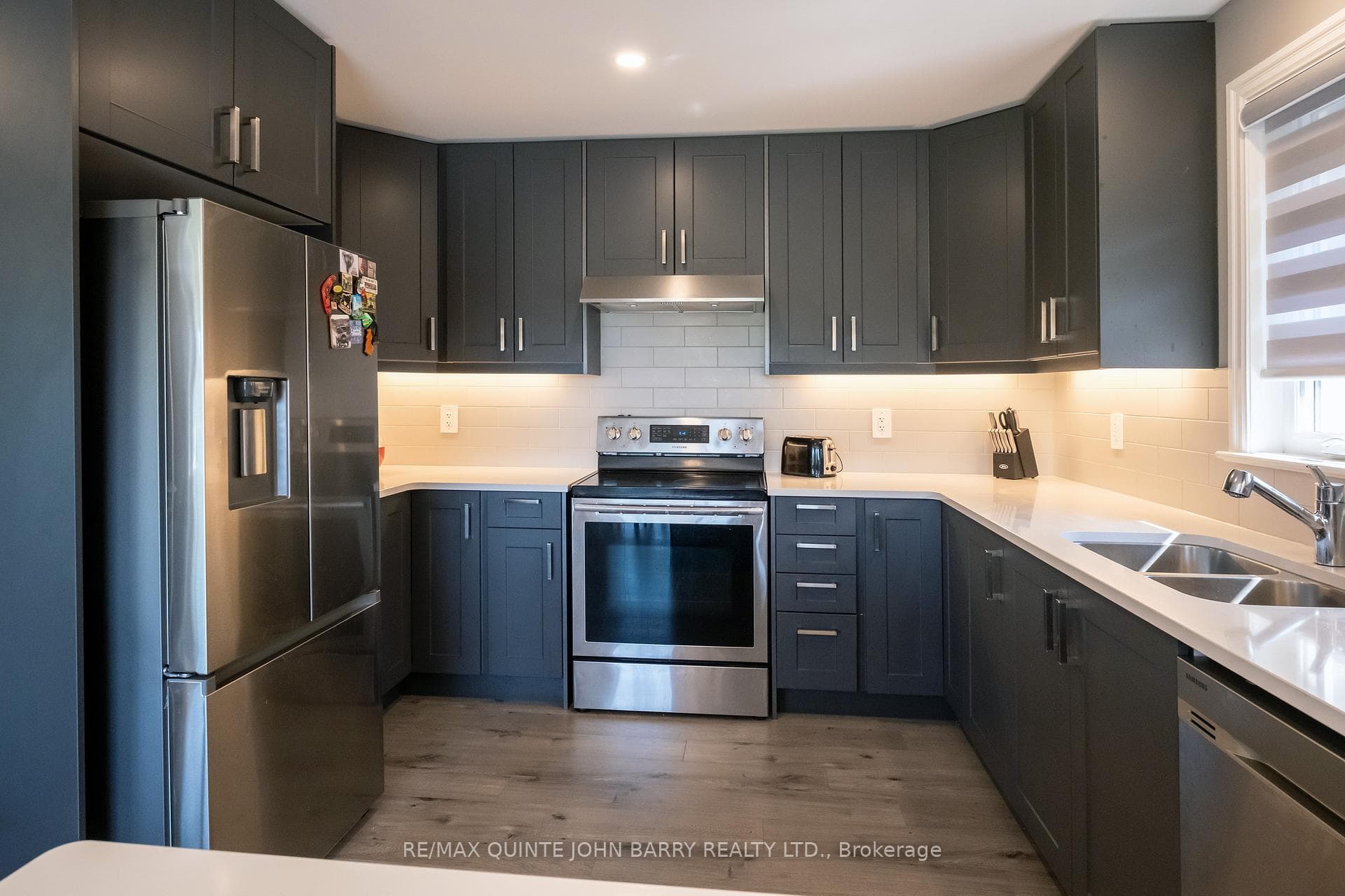 29 Cattail Crescent photo 8