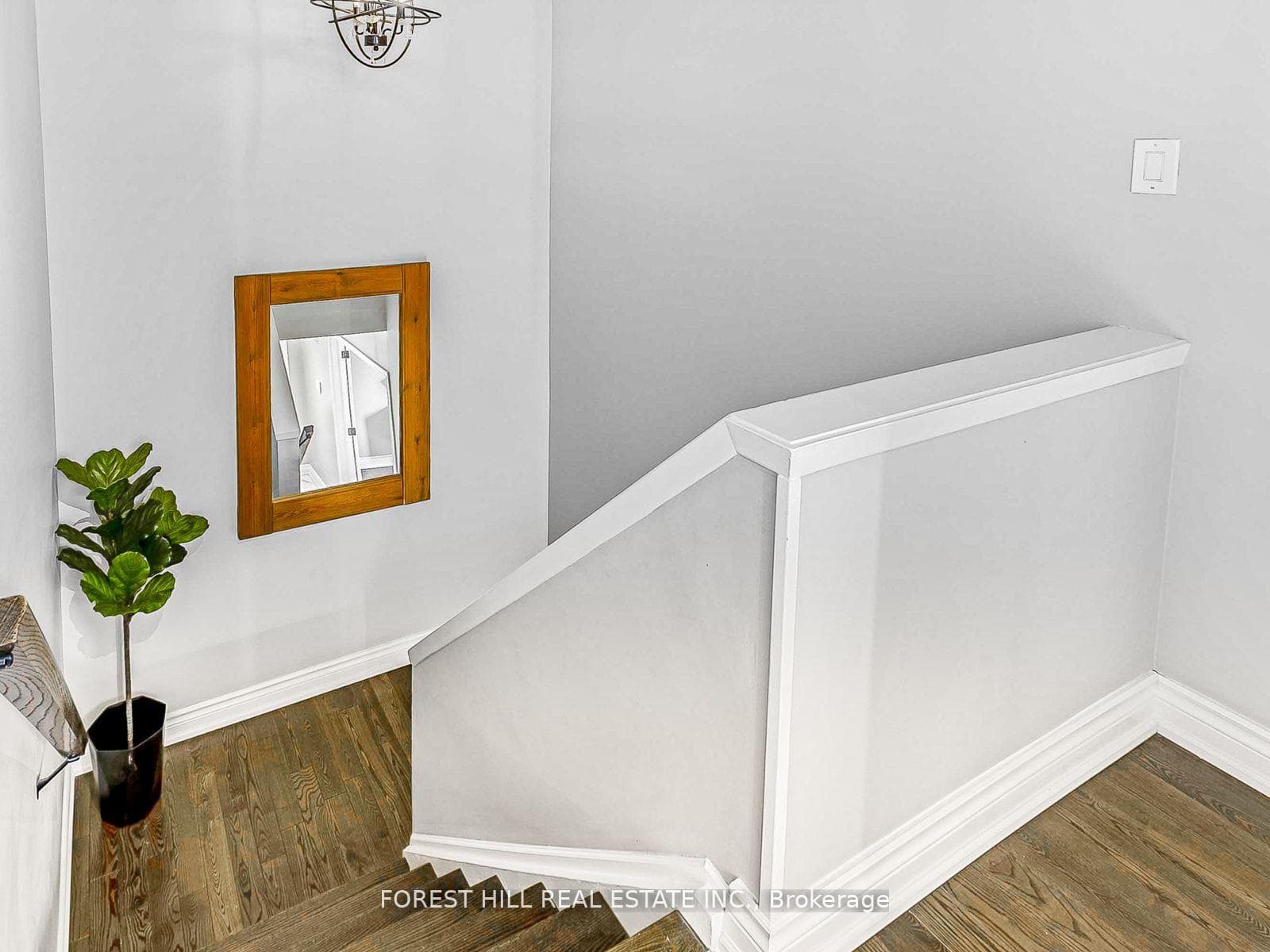 243 Hollyberry Trail photo 10