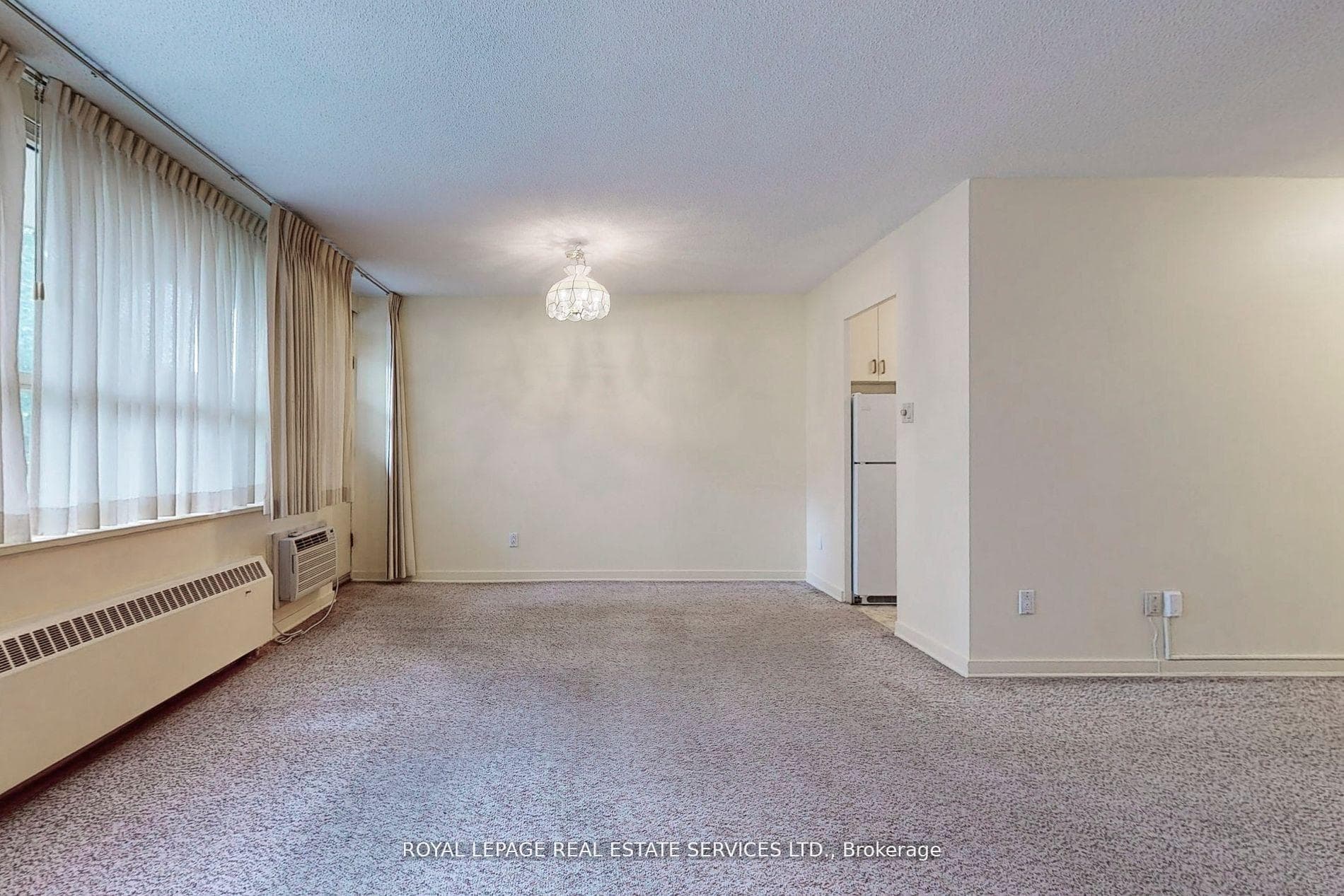 160 The Donway West N/A Unit 201 photo 4