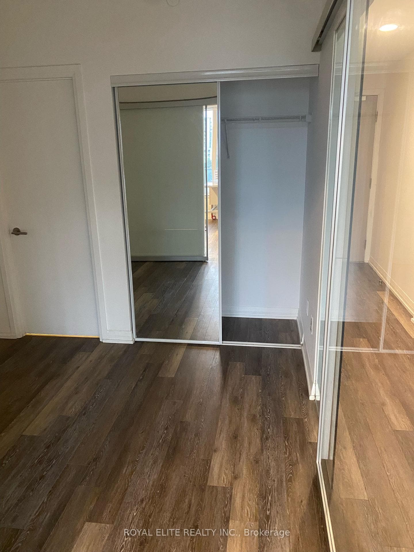 75 Canterbury Place Unit 805 photo 13