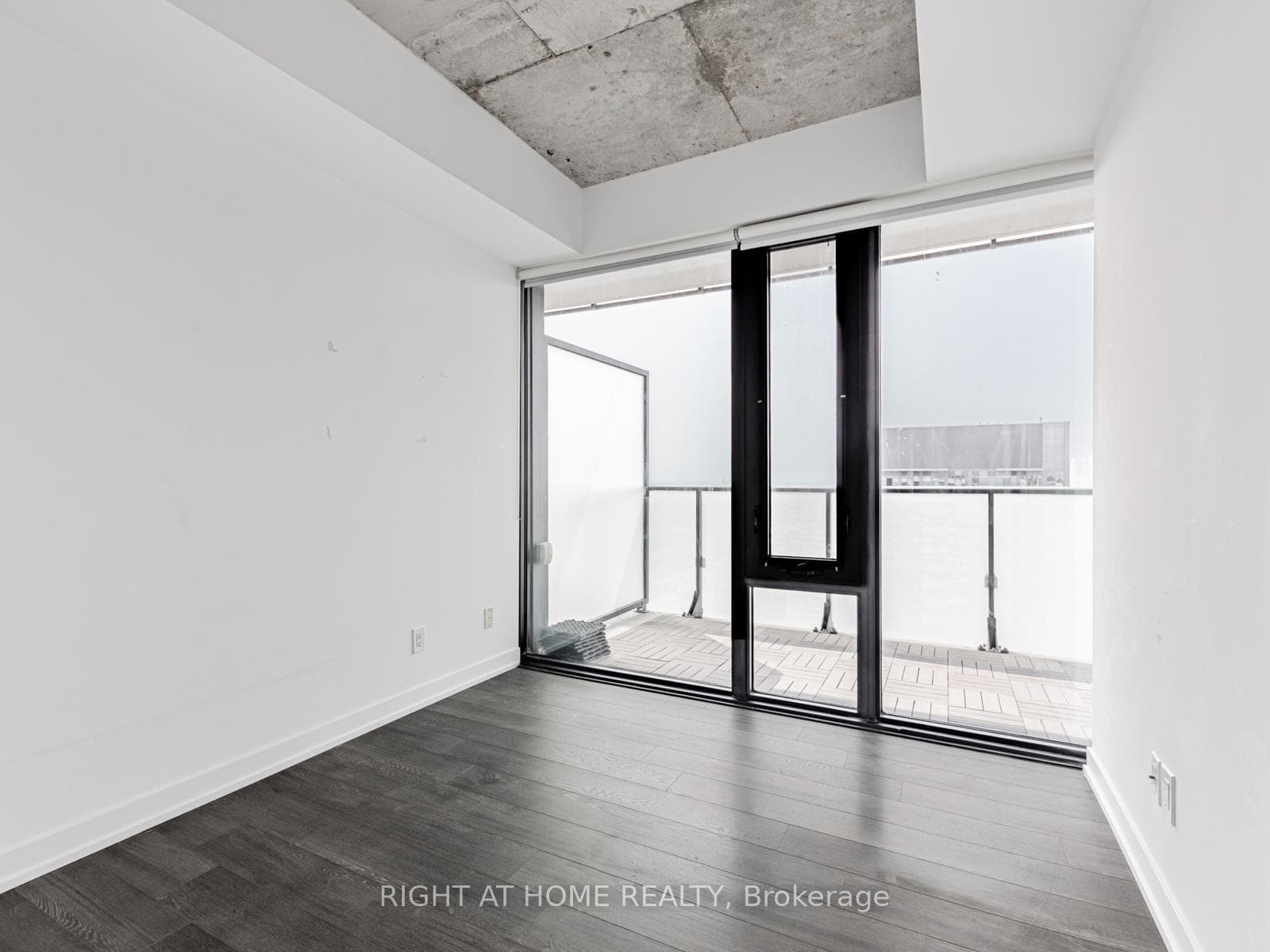 185 Roehampton Avenue Unit 3110 photo 18