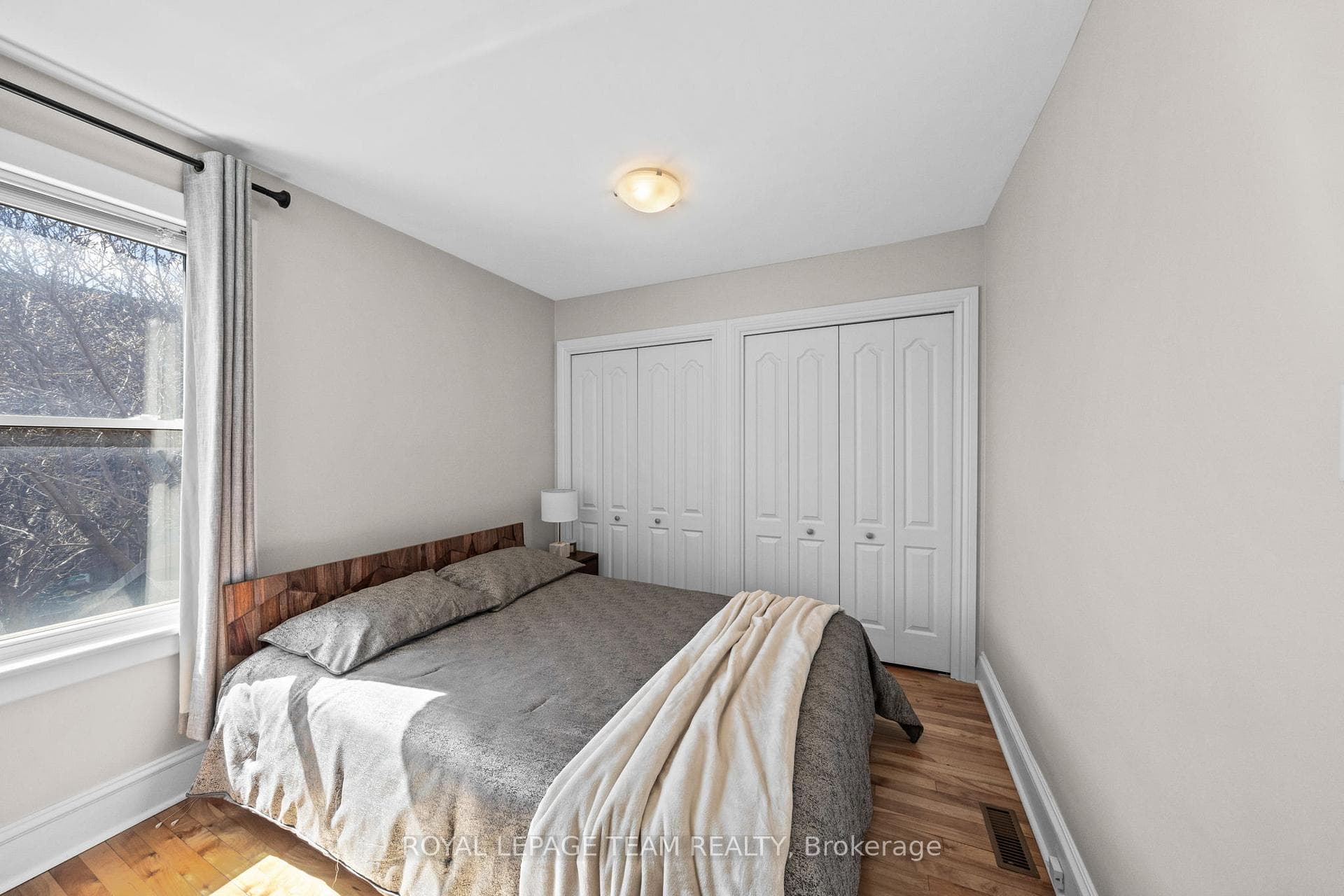 148 Bruyere Street photo 22