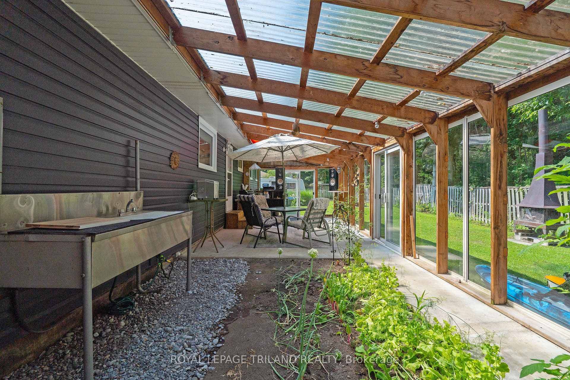 3585 Imperial Road photo 31