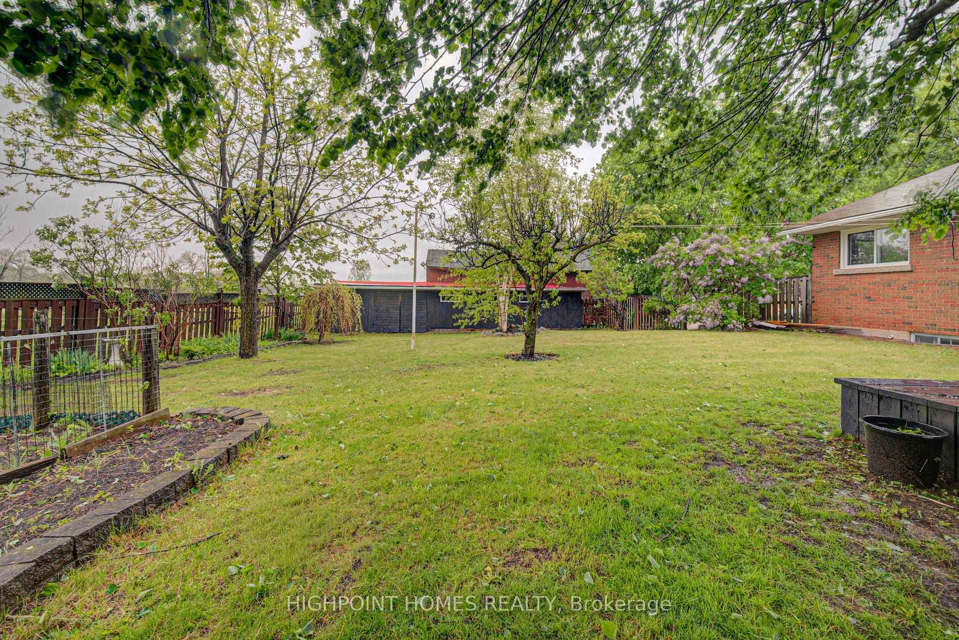 5438 Trafalgar Road photo 40