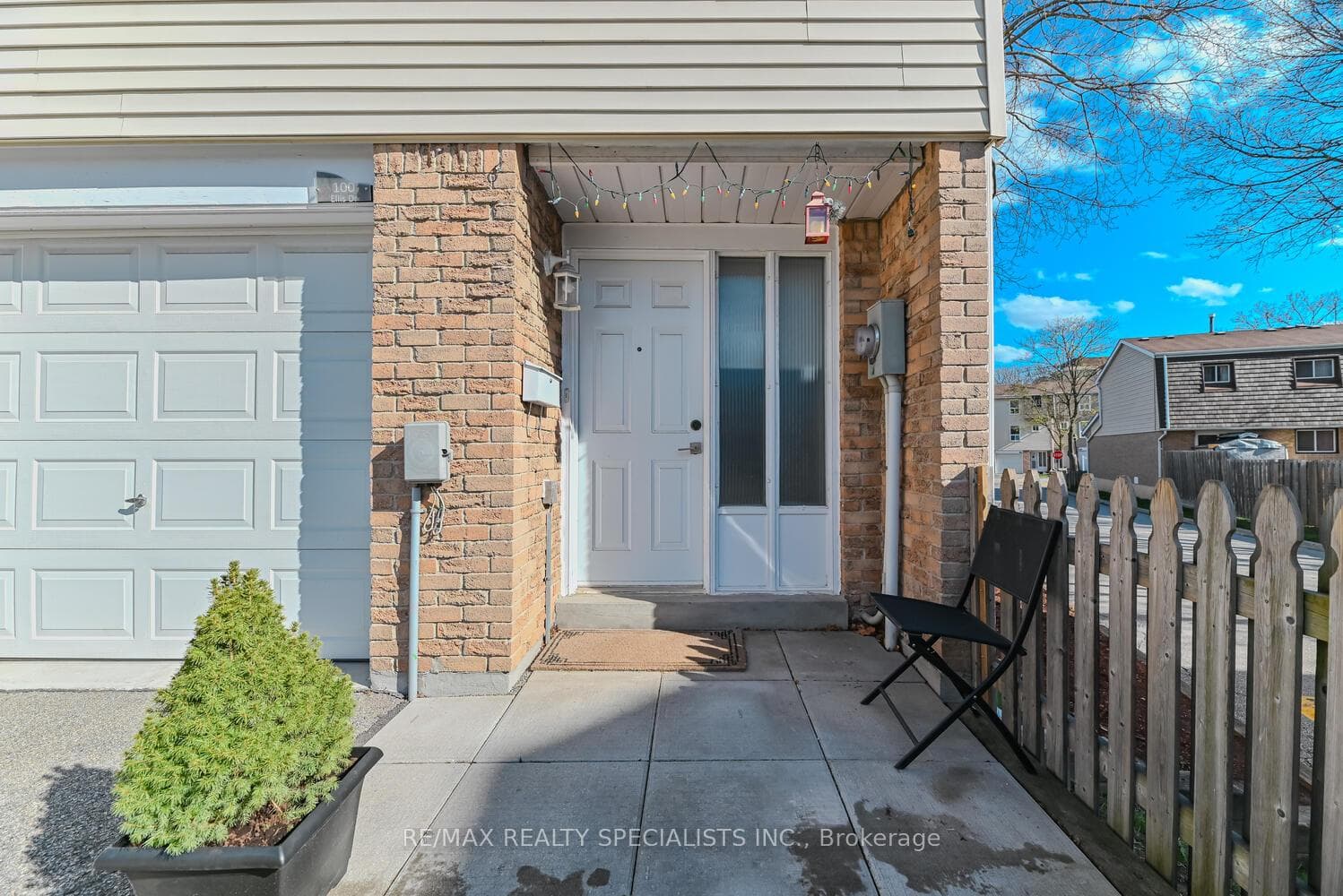 100 Ellis Drive photo 2