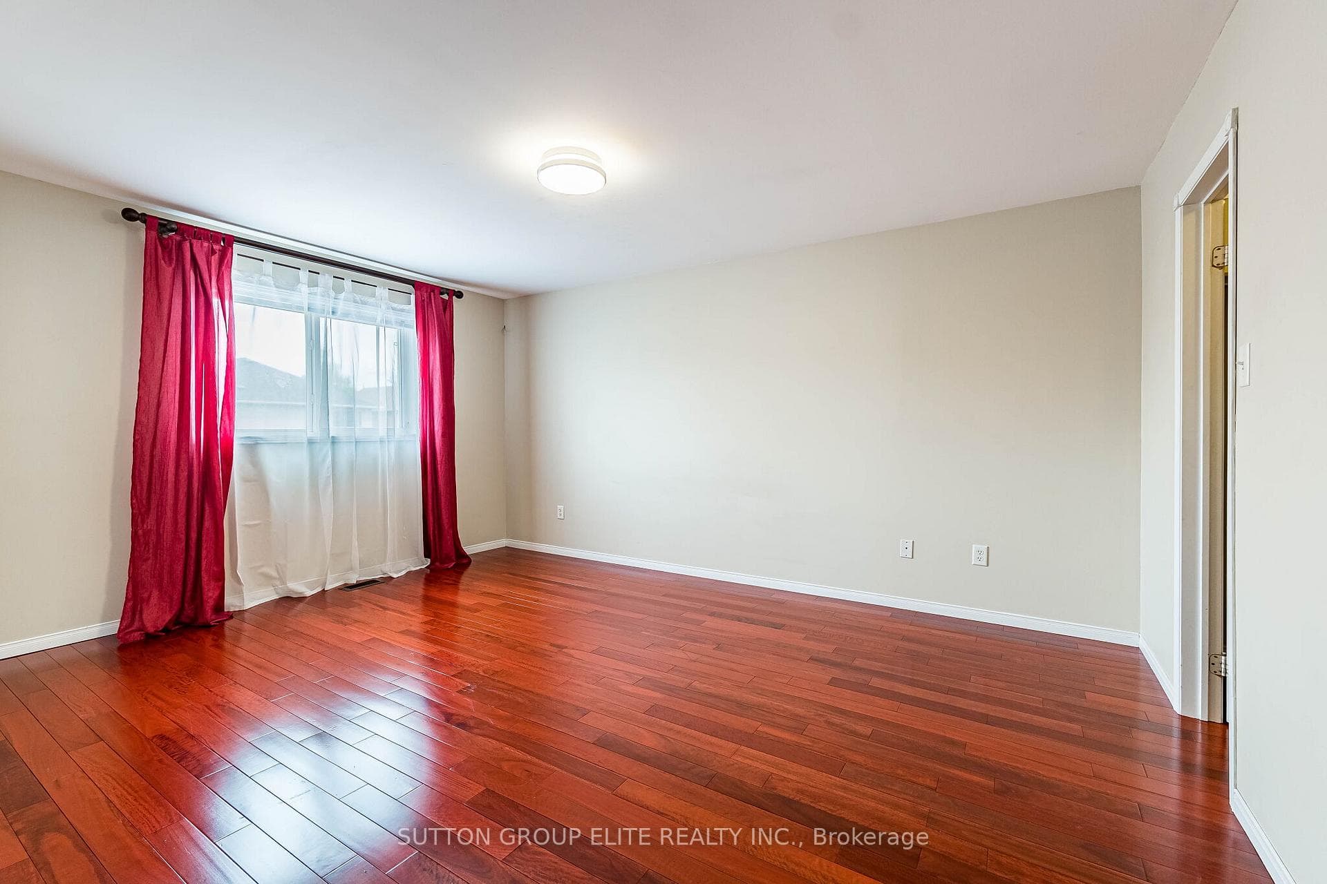 69 Legend Lane photo 22