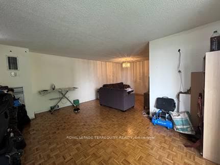 40 Panorama Court Unit 605 photo 4