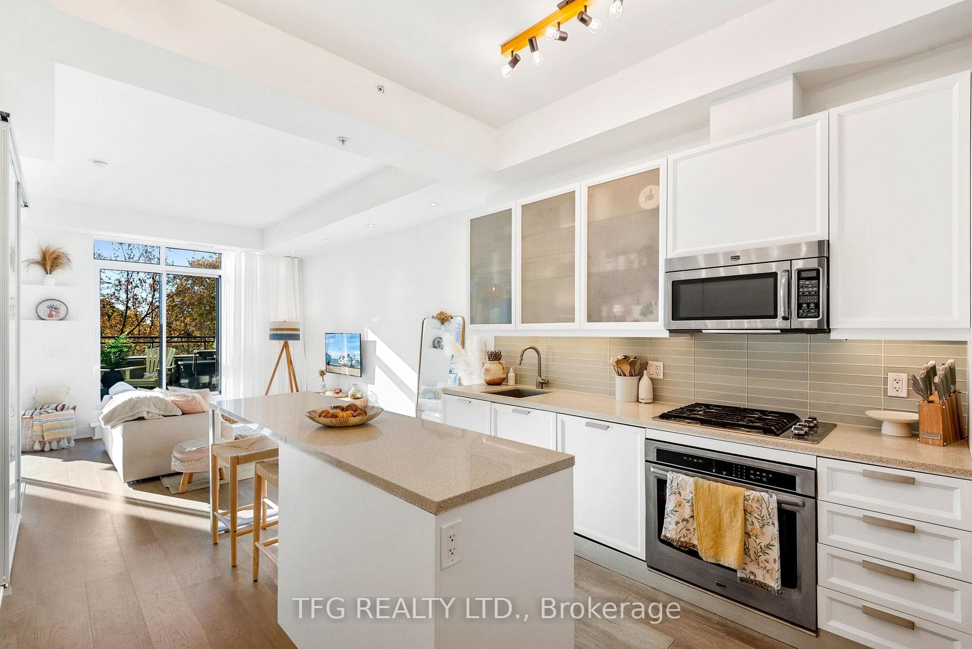 66 Kippendavie Avenue Unit 308 photo 5
