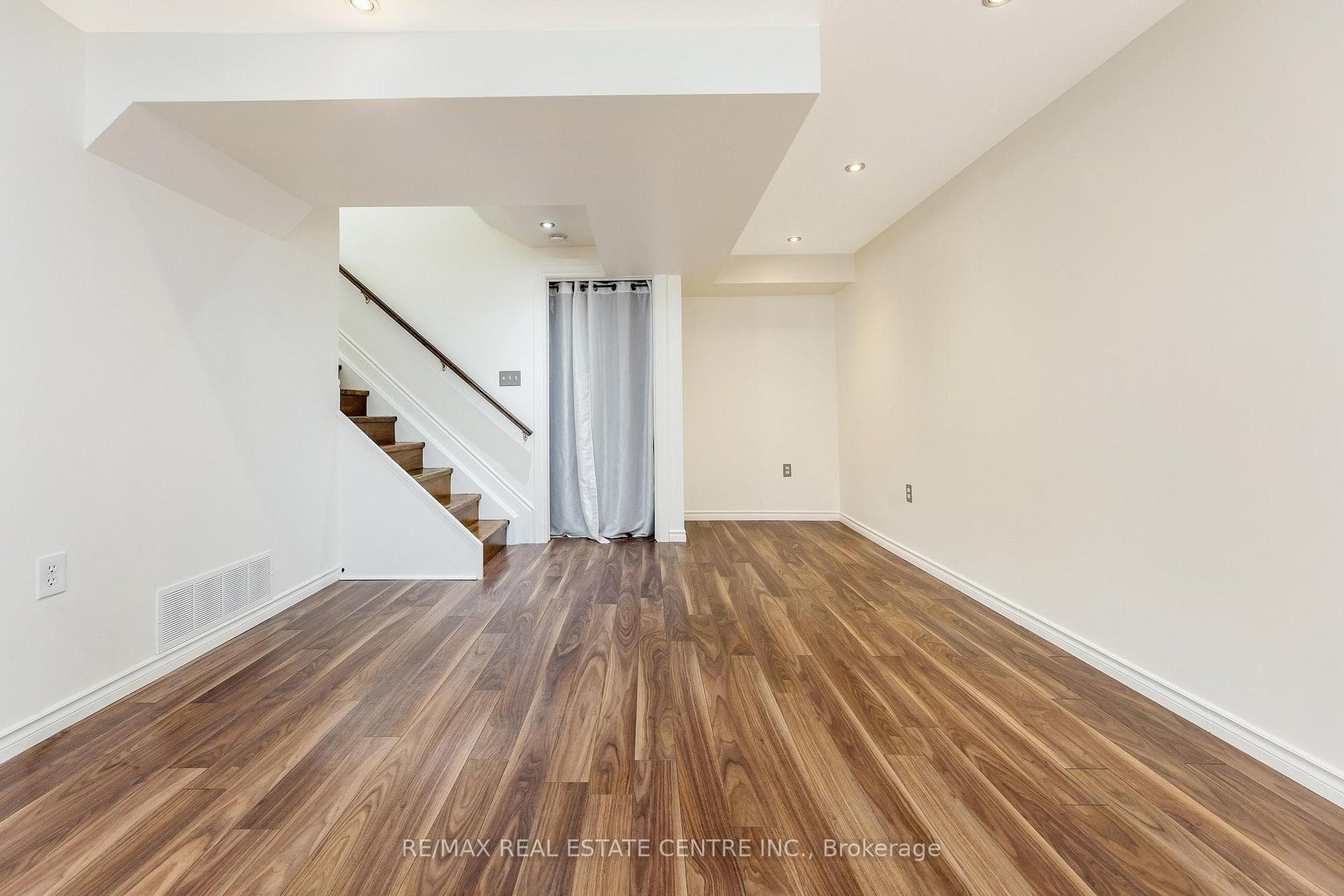 430 Patterson Drive photo 23