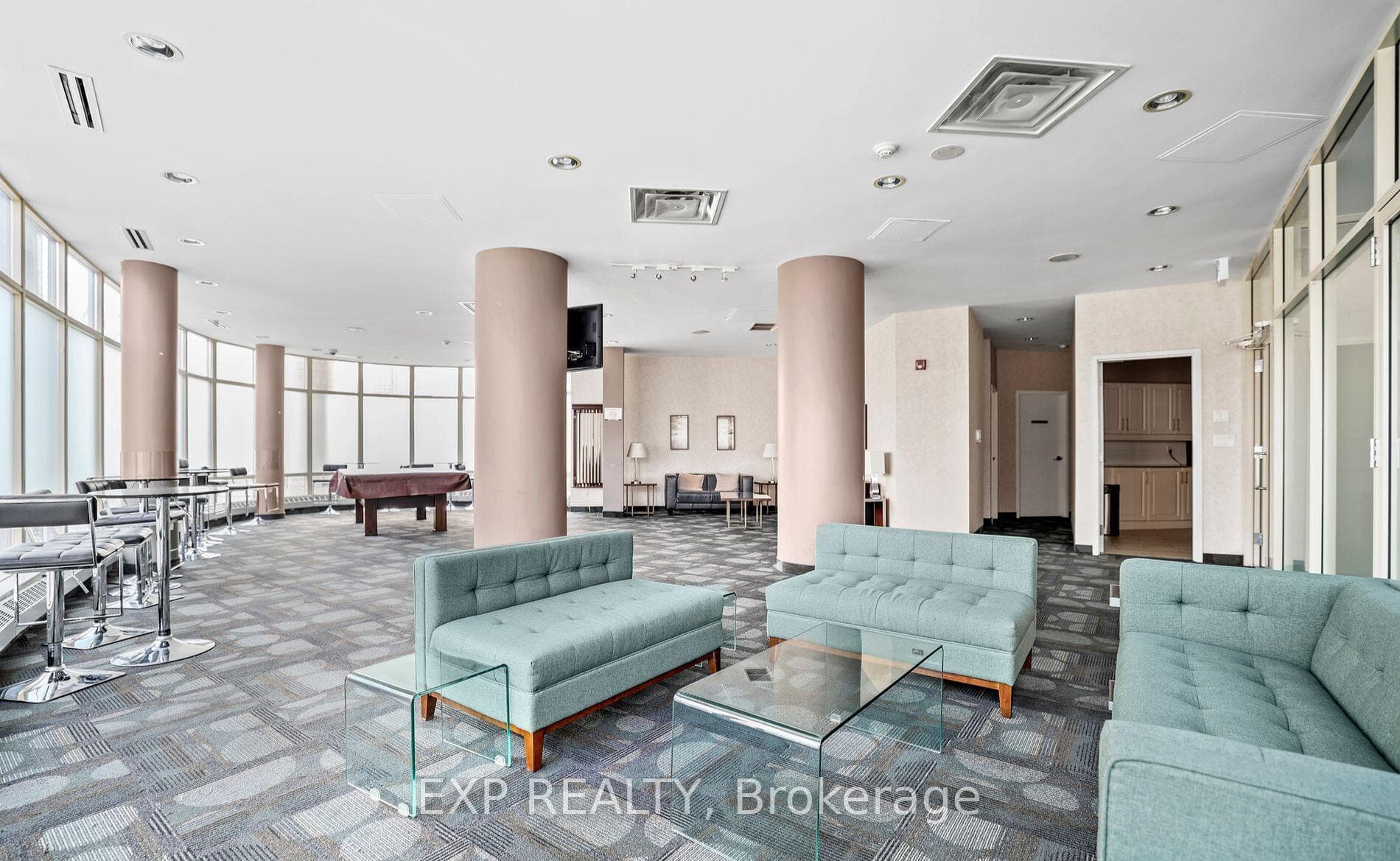 15 Windermere Avenue photo 19