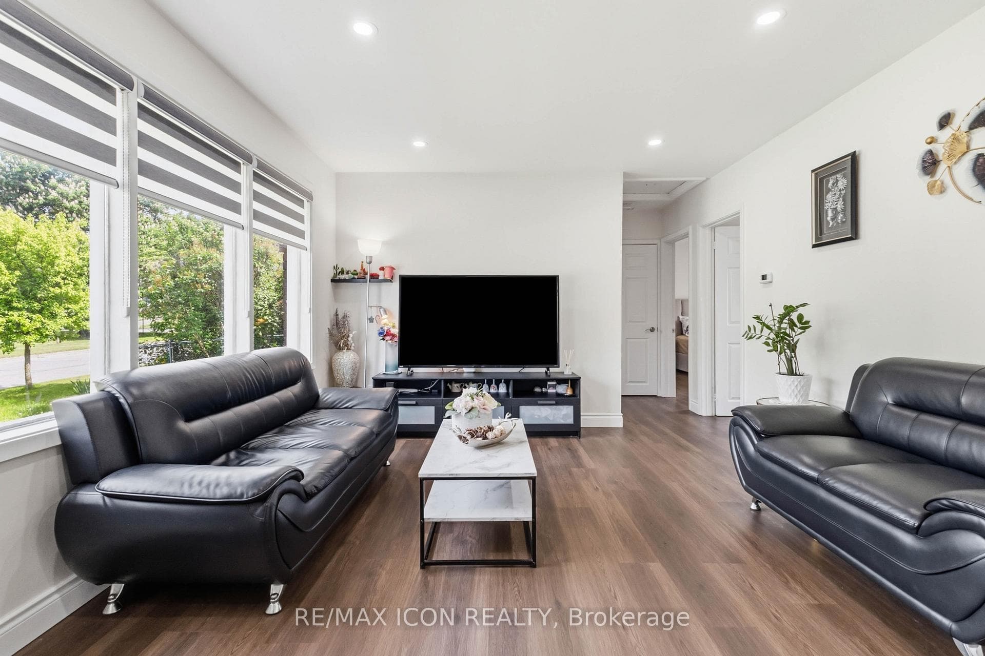 Bright t living room