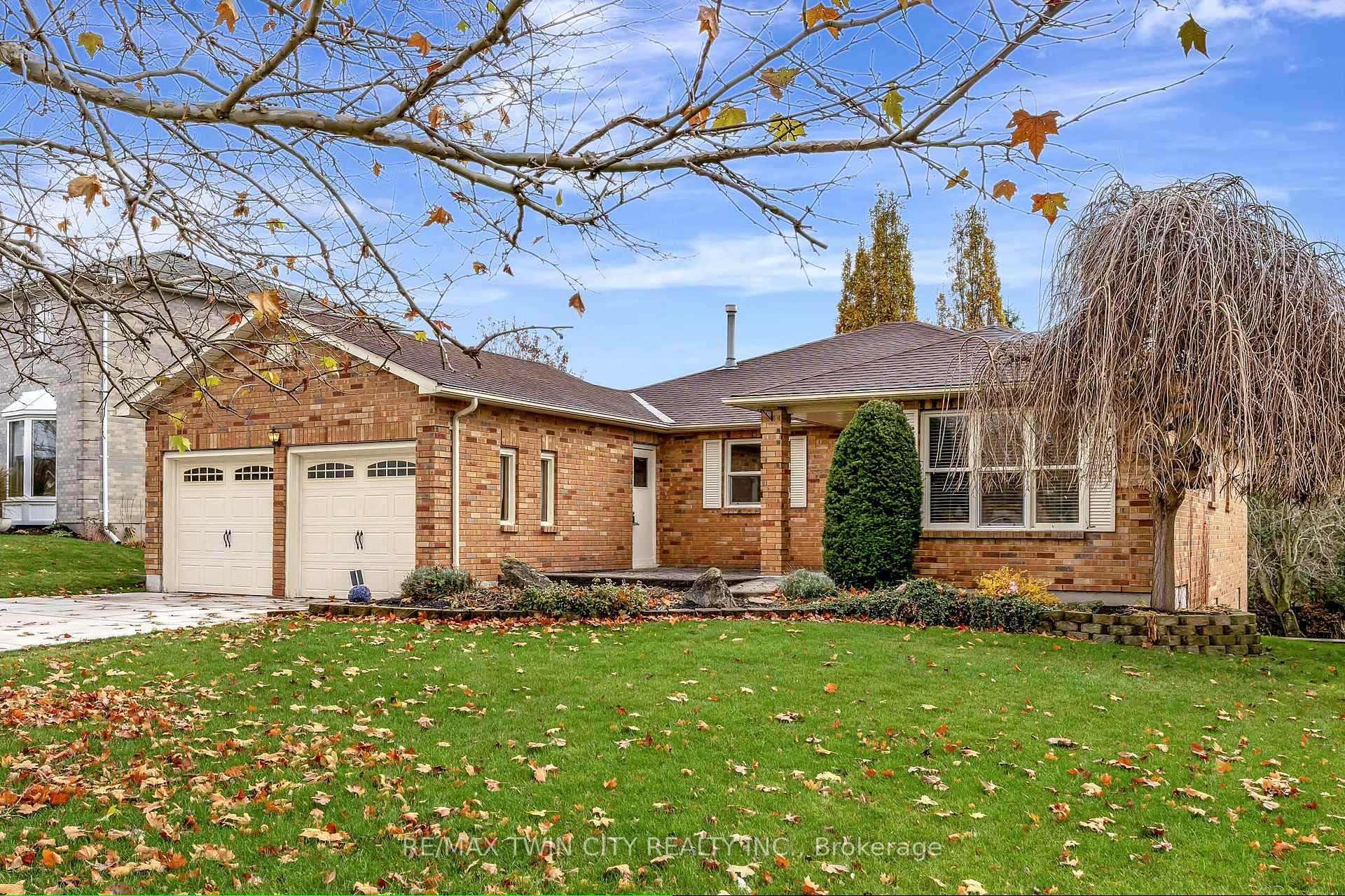 59 Nith River Way photo 3
