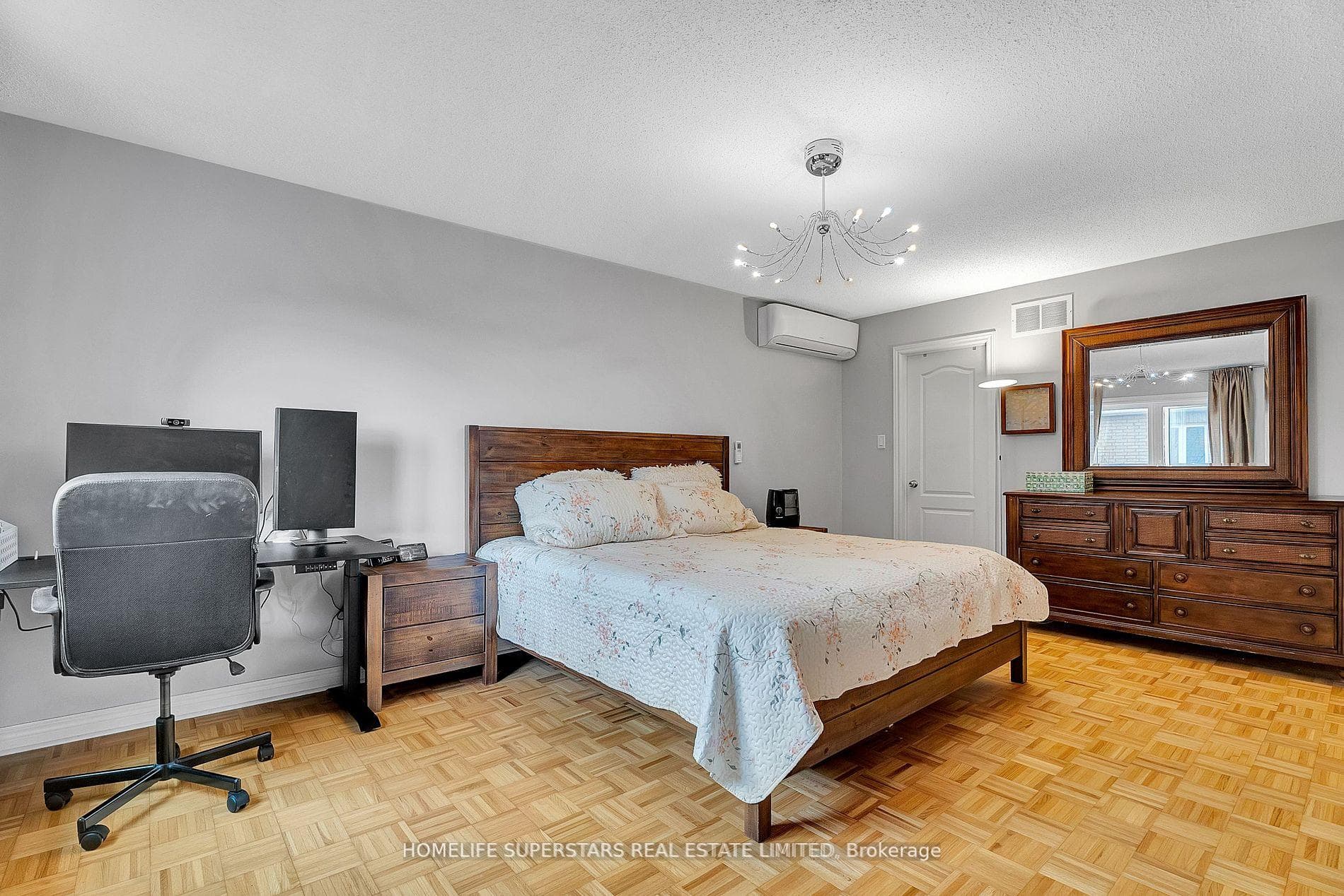 76 Westway Crescent photo 22