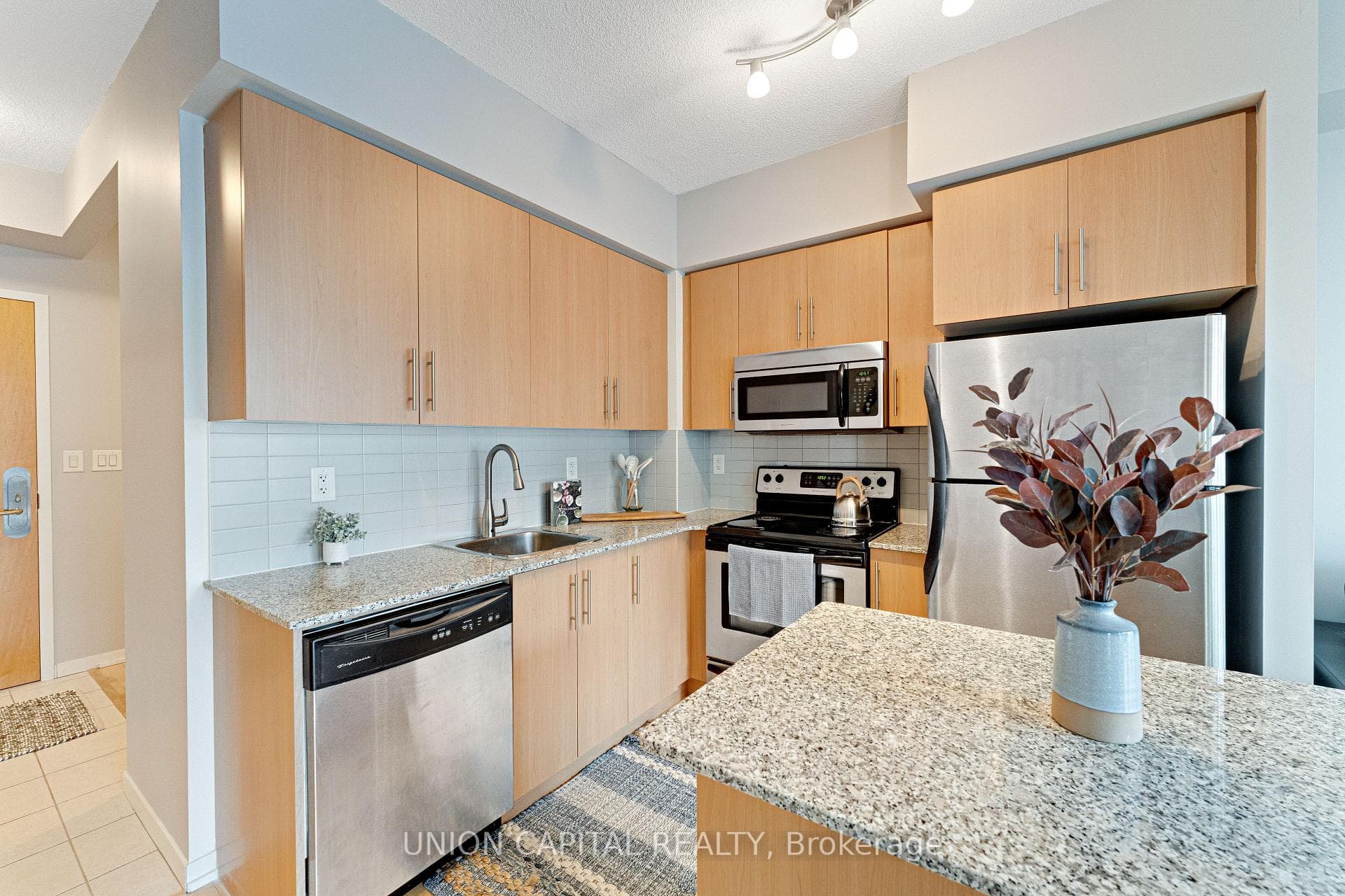 55 Bremner Boulevard Unit 3403 photo 11