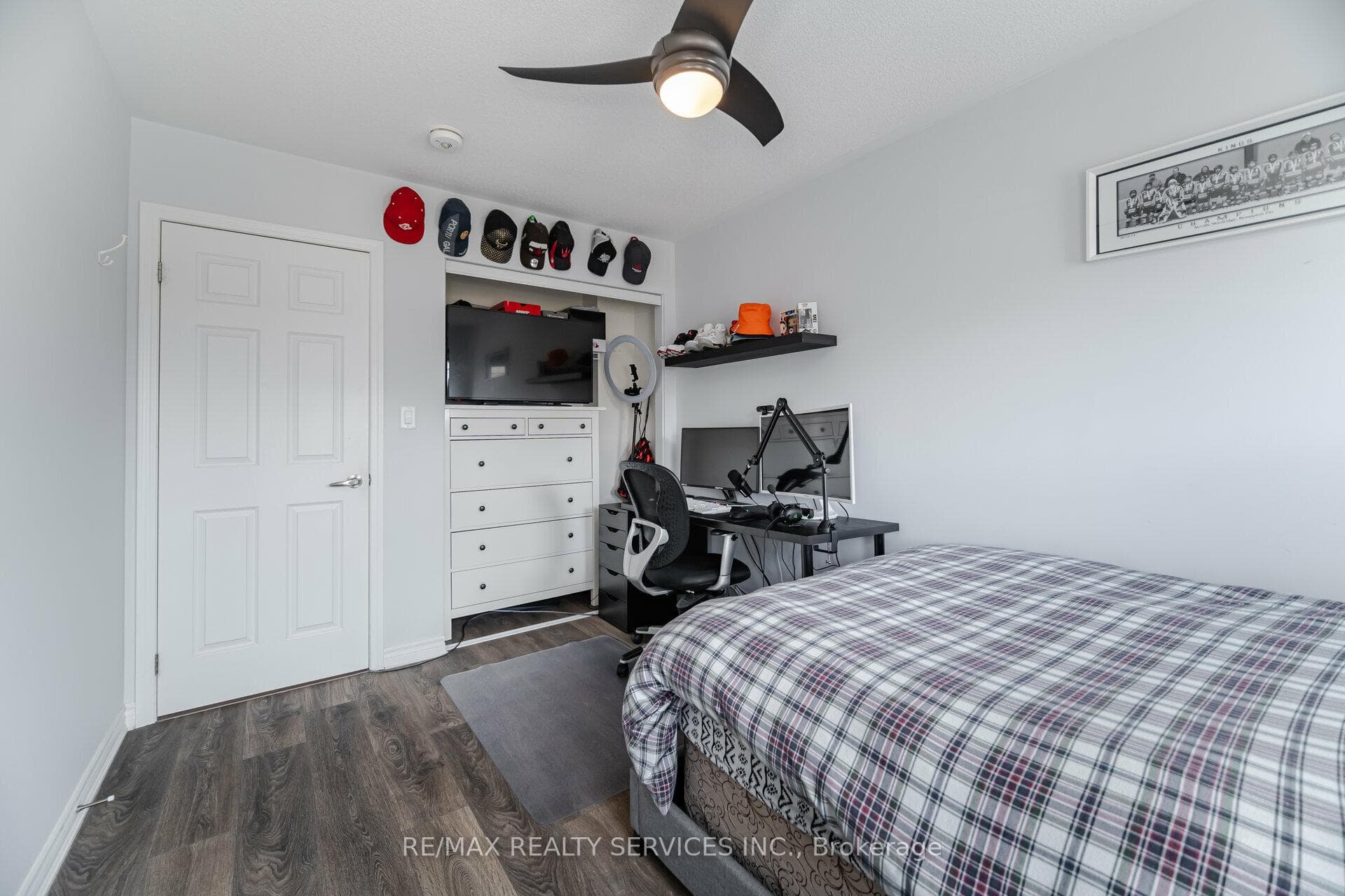 33 Phyllis Drive photo 24